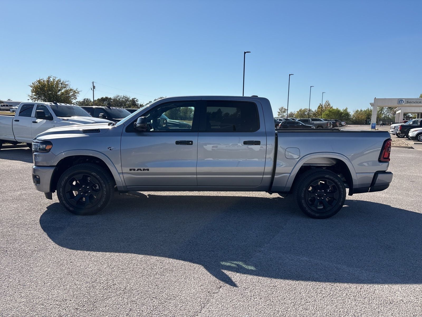 2026 RAM Ram 1500 RAM 1500 LONE STAR CREW CAB 4X4 5'7' BOX