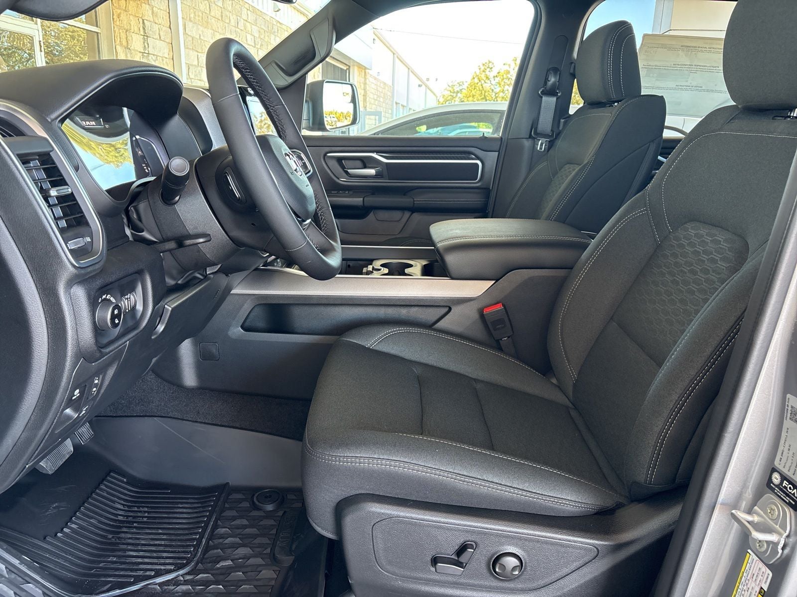 2026 RAM Ram 1500 RAM 1500 LONE STAR CREW CAB 4X4 5'7' BOX