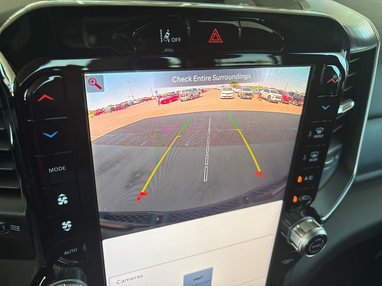 2026 RAM Ram 1500 RAM 1500 LONE STAR CREW CAB 4X4 5'7' BOX