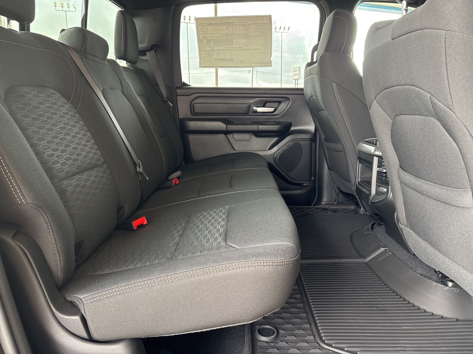 2026 RAM Ram 1500 RAM 1500 EXPRESS CREW CAB 4X4 5'7' BOX