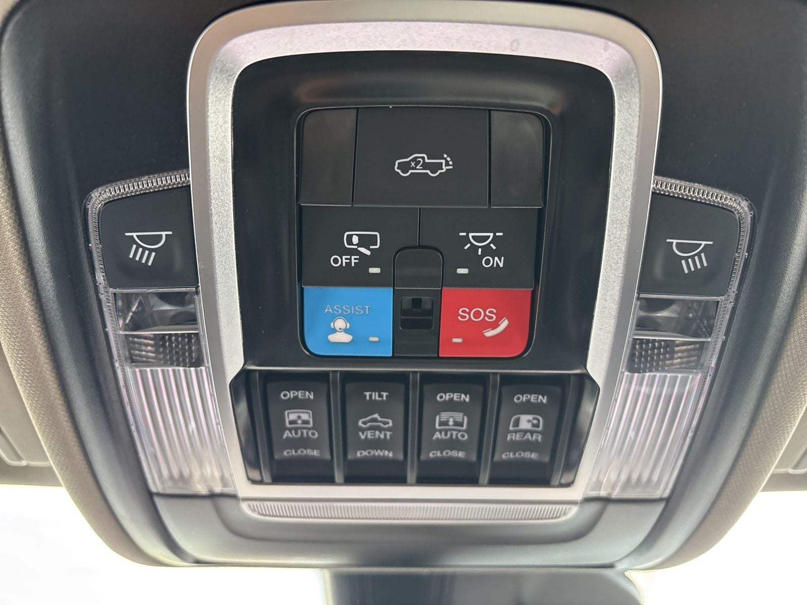 2026 RAM Ram 1500 RAM 1500 LIMITED LONGHORN CREW CAB 4X4 5'7' BOX