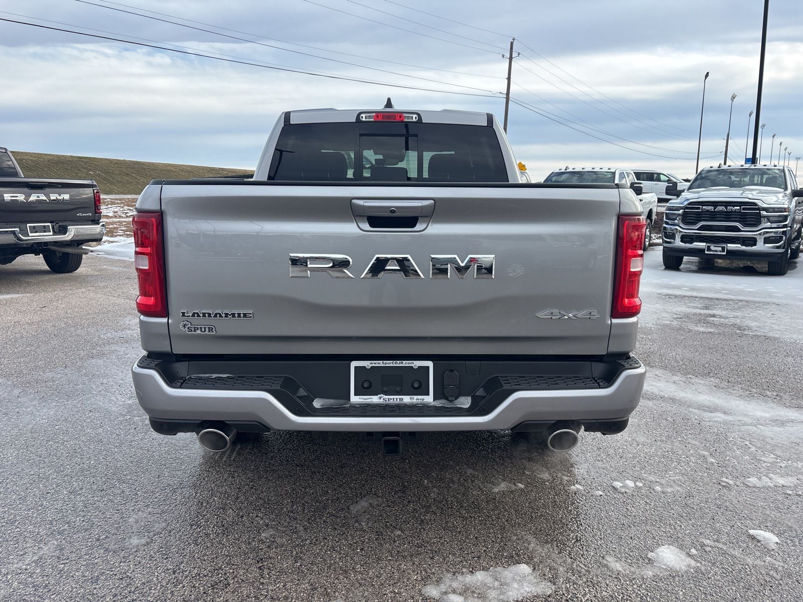 2025 RAM Ram 1500 Laramie Crew Cab 4x4 5'7' Box