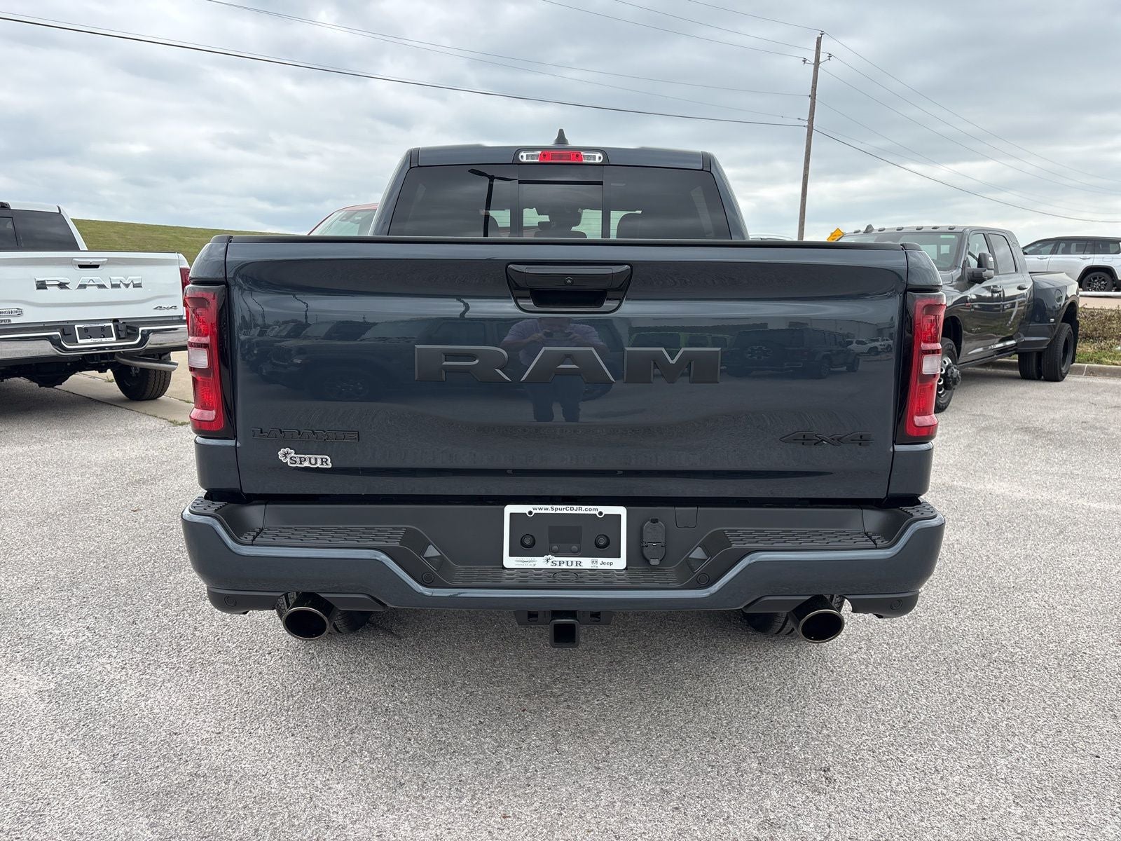 2026 RAM Ram 1500 RAM 1500 LARAMIE CREW CAB 4X4 5'7' BOX