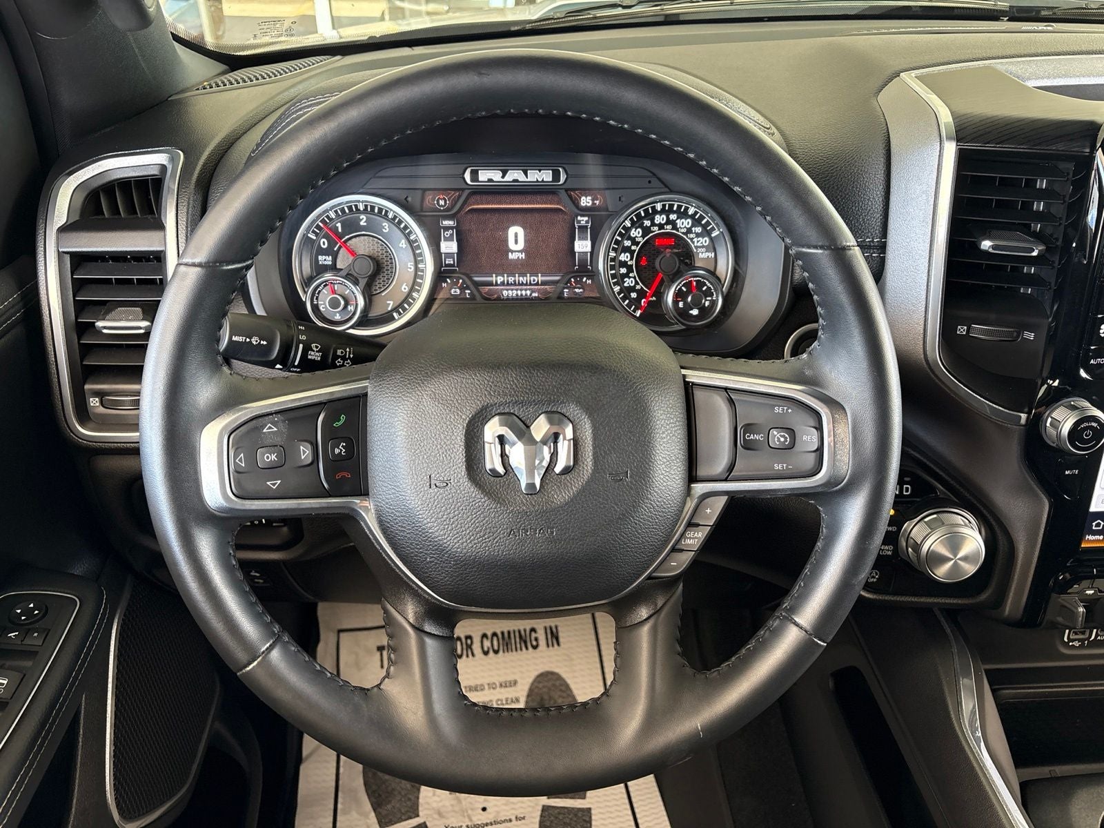 2024 RAM Ram 1500 Laramie Crew Cab 4x4 5'7' Box