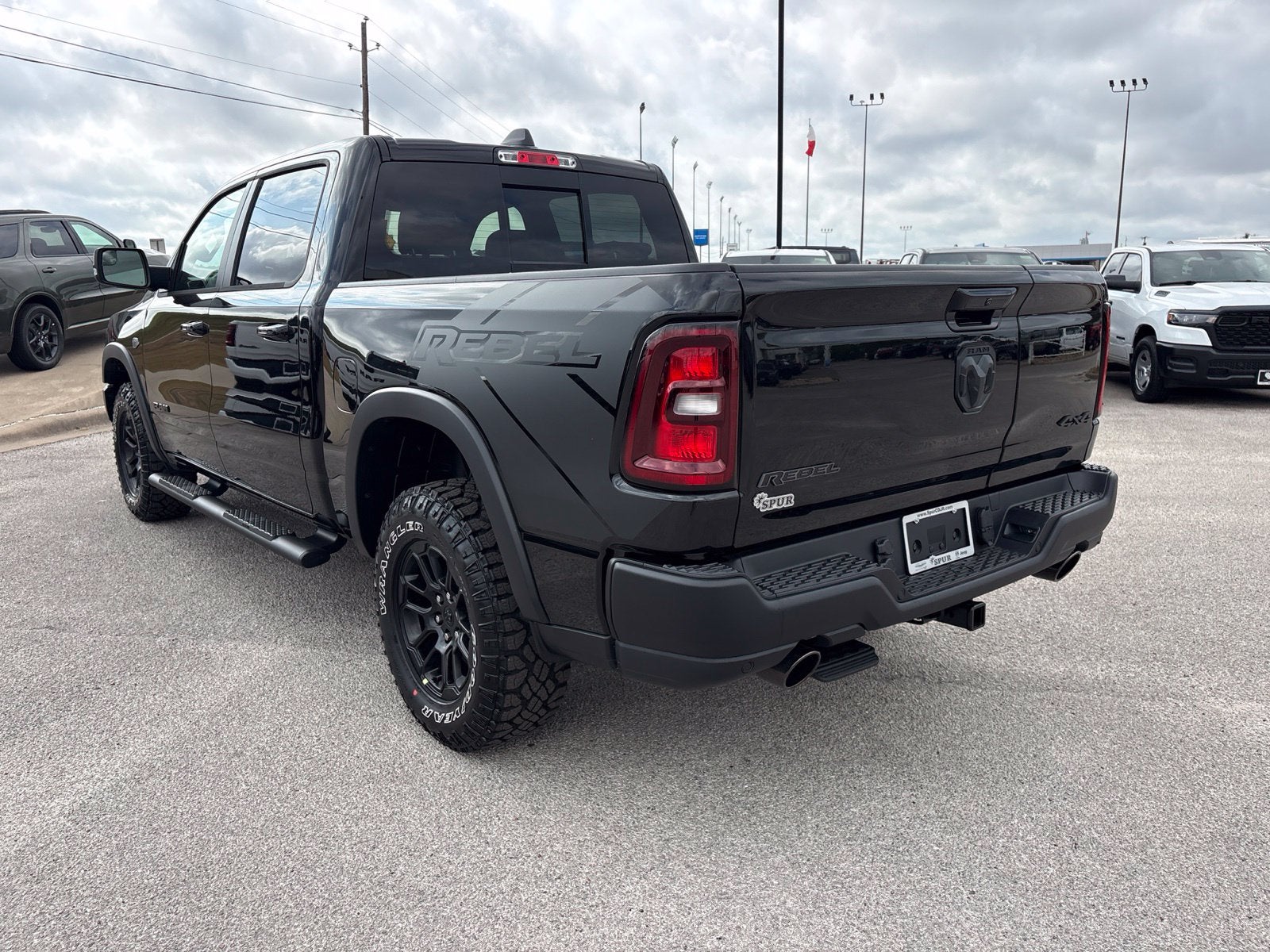 2027 RAM Ram 1500 RAM 1500 REBEL CREW CAB 4X4 5'7' BOX