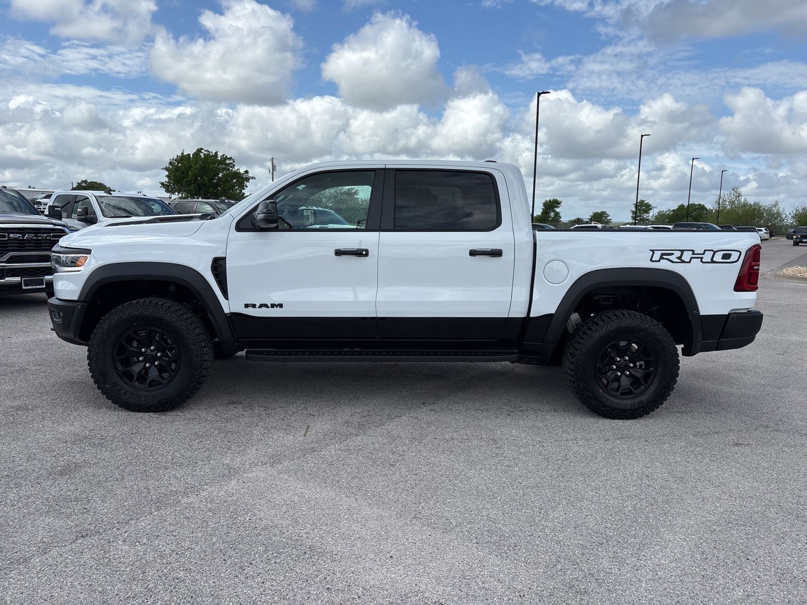 2026 RAM Ram 1500 RAM 1500 RHO CREW CAB 4X4 5'7' BOX