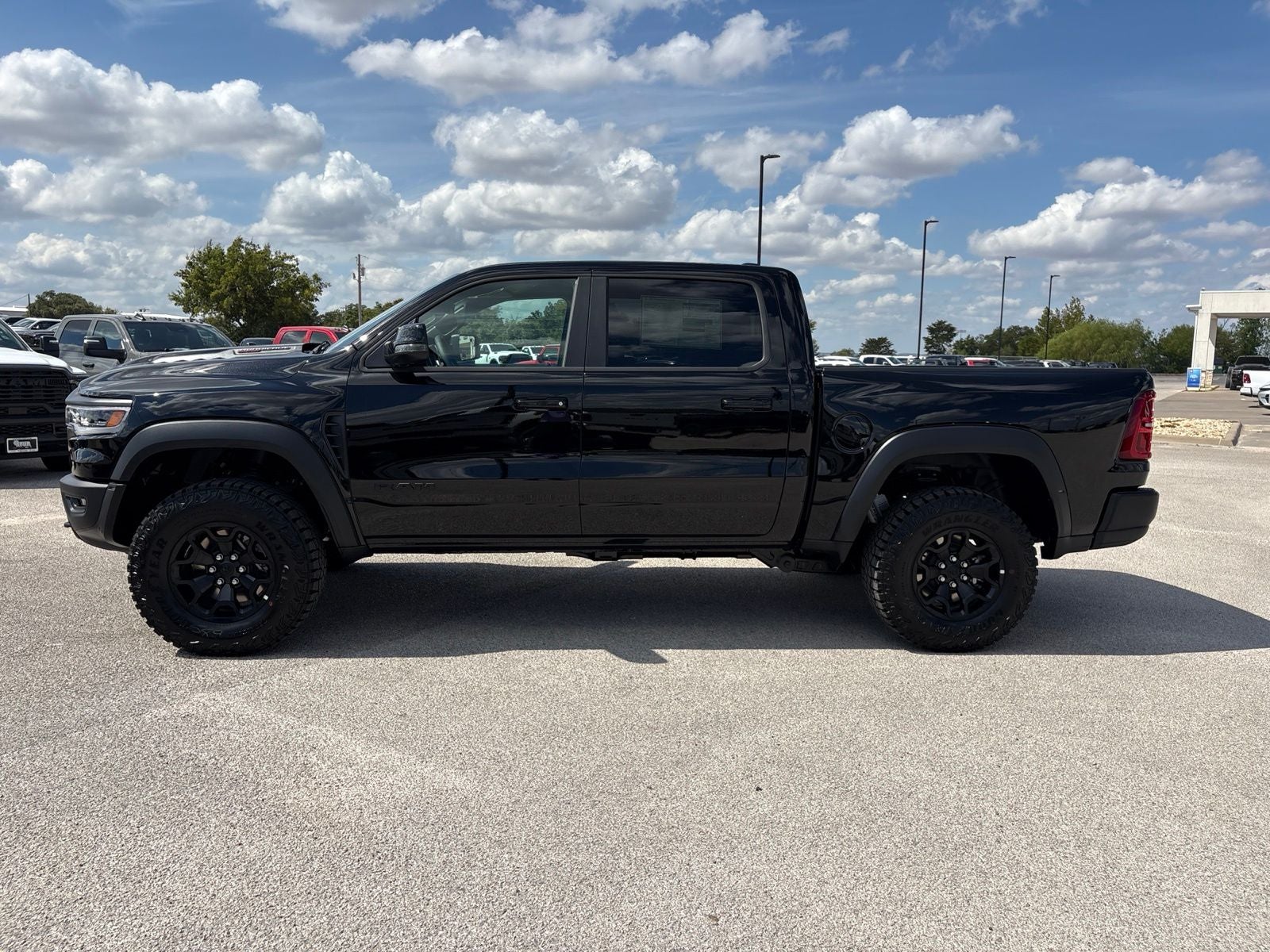 2027 RAM Ram 1500 RAM 1500 RHO CREW CAB 4X4 5'7' BOX