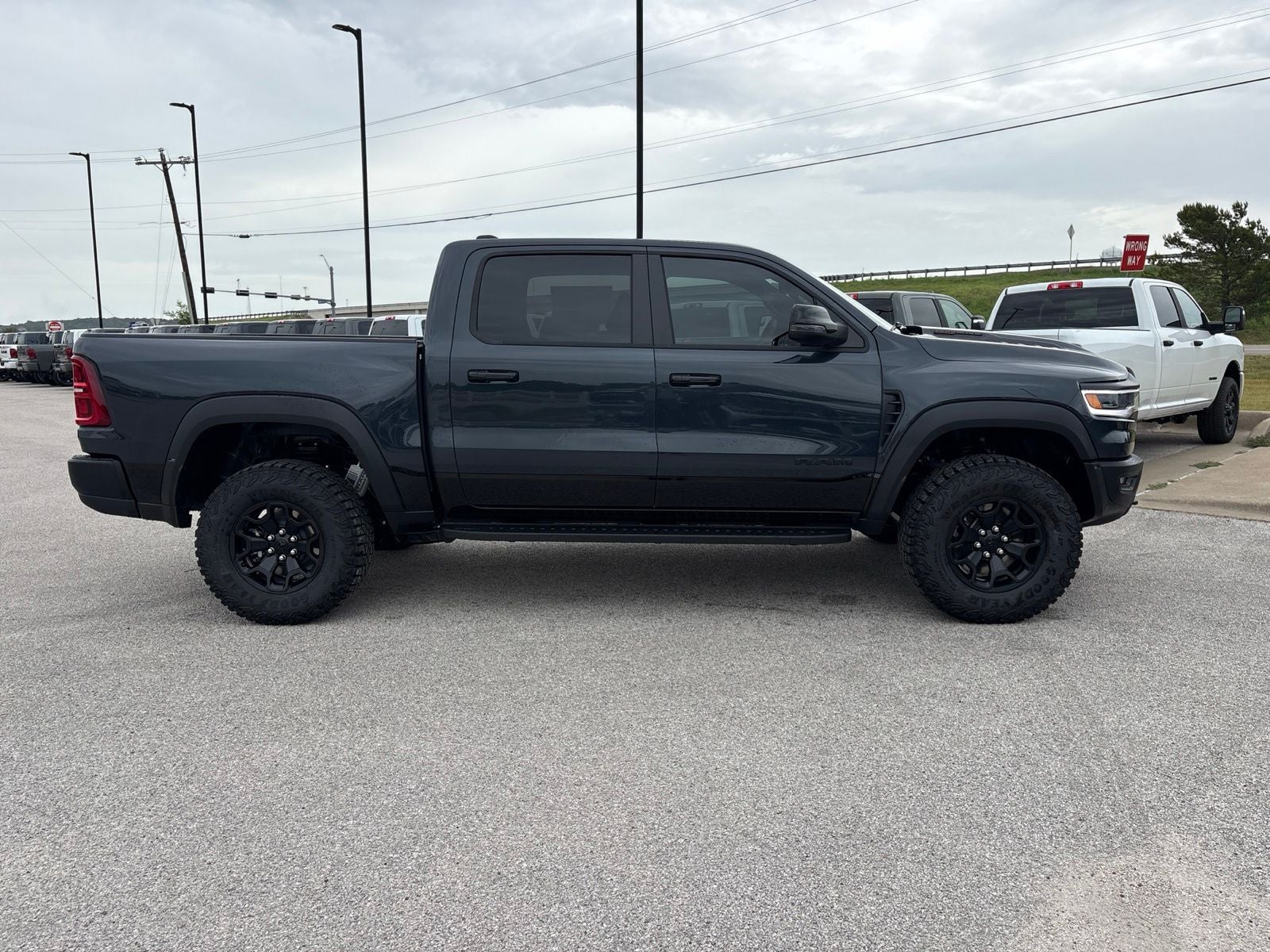 2026 RAM Ram 1500 RAM 1500 RHO CREW CAB 4X4 5'7' BOX