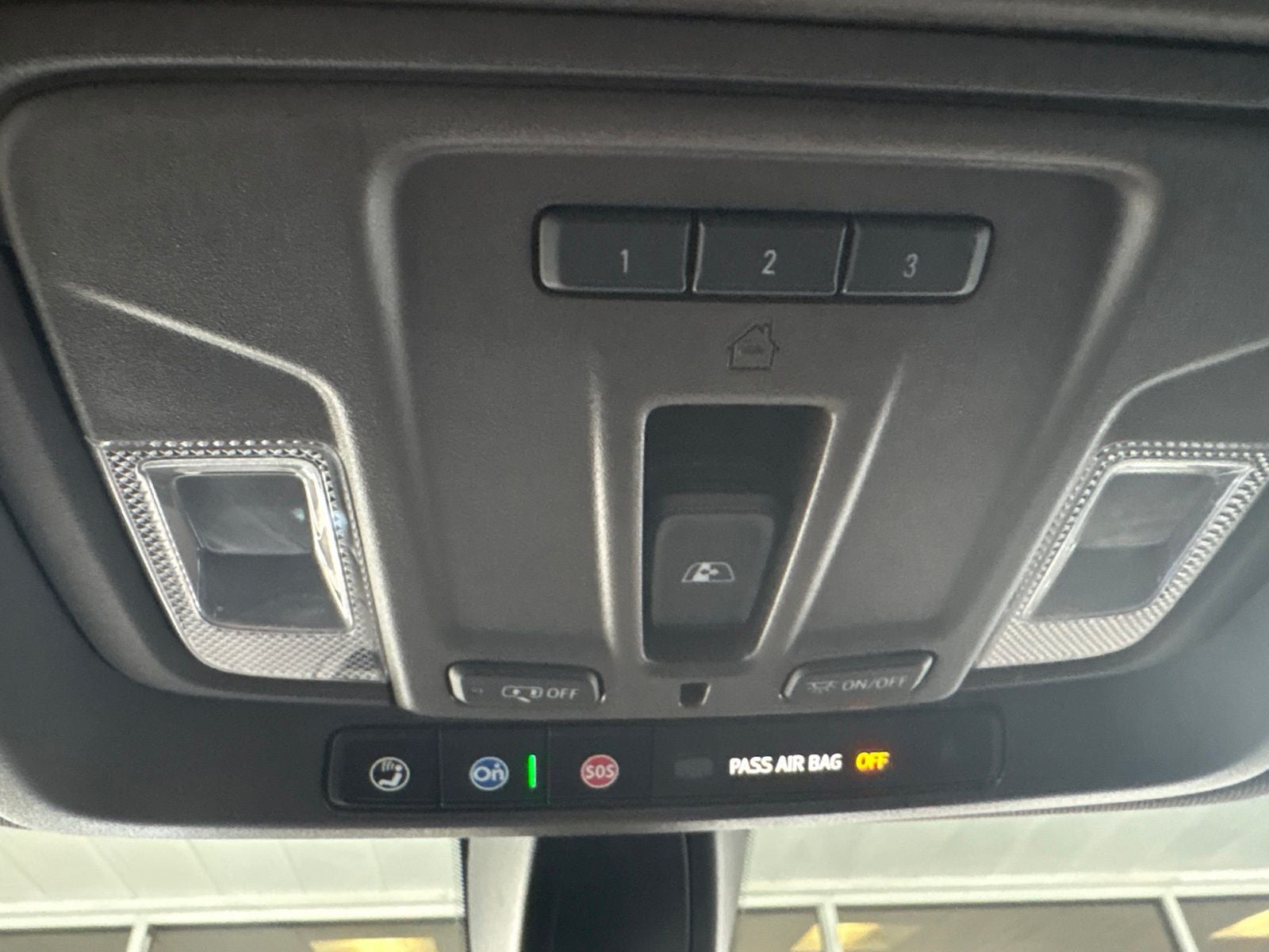 2021 Chevrolet Silverado 1500 4WD Crew Cab Short Bed LTZ