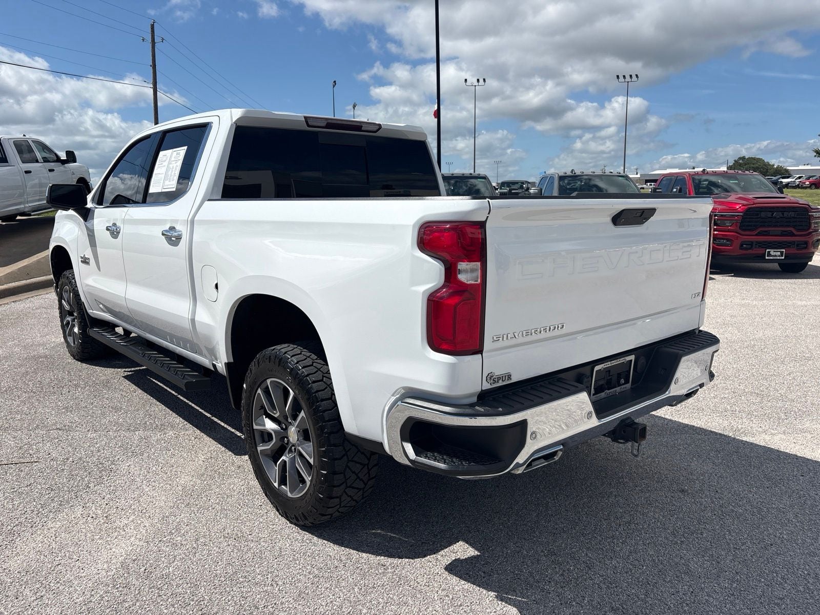 2021 Chevrolet Silverado 1500 4WD Crew Cab Short Bed LTZ