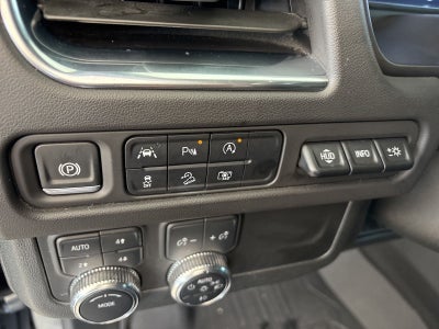 2024 GMC Yukon 4WD AT4