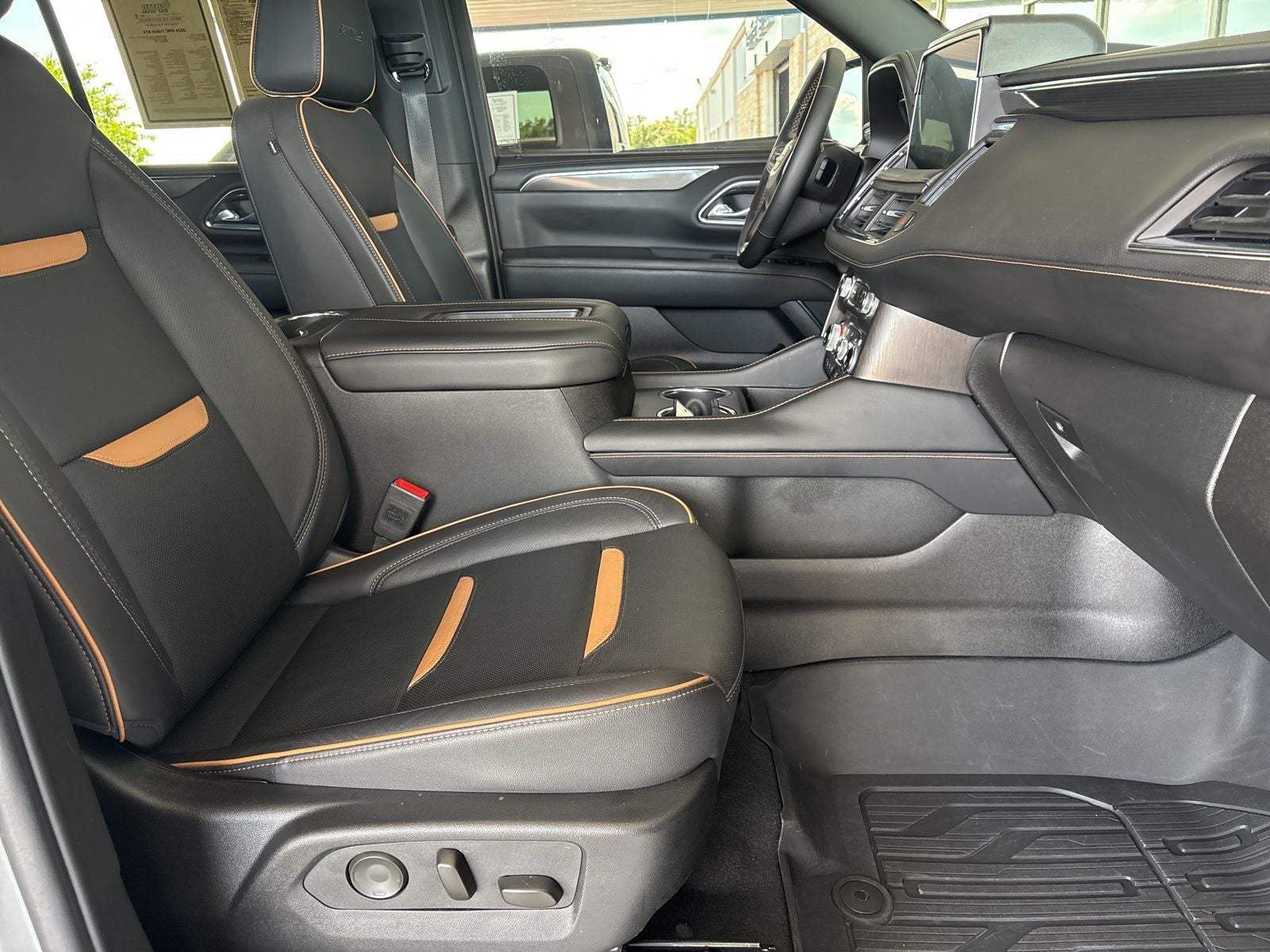 2024 GMC Yukon 4WD AT4