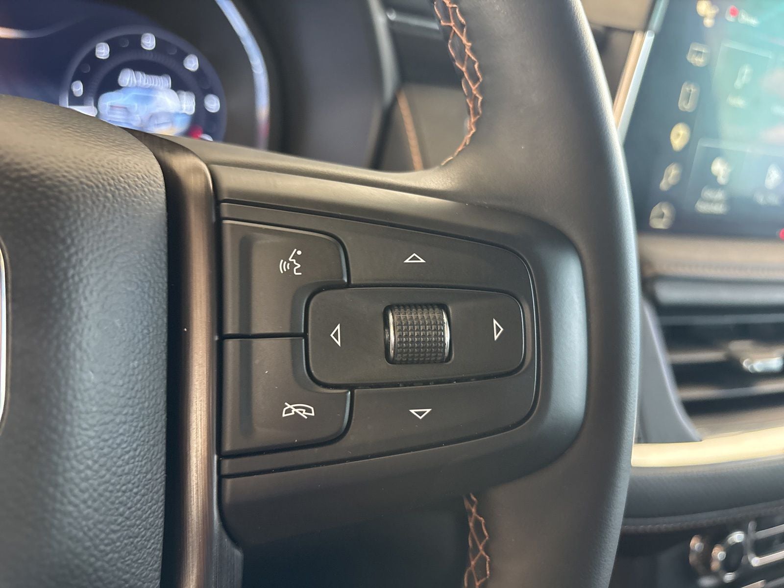 2024 GMC Yukon 4WD AT4