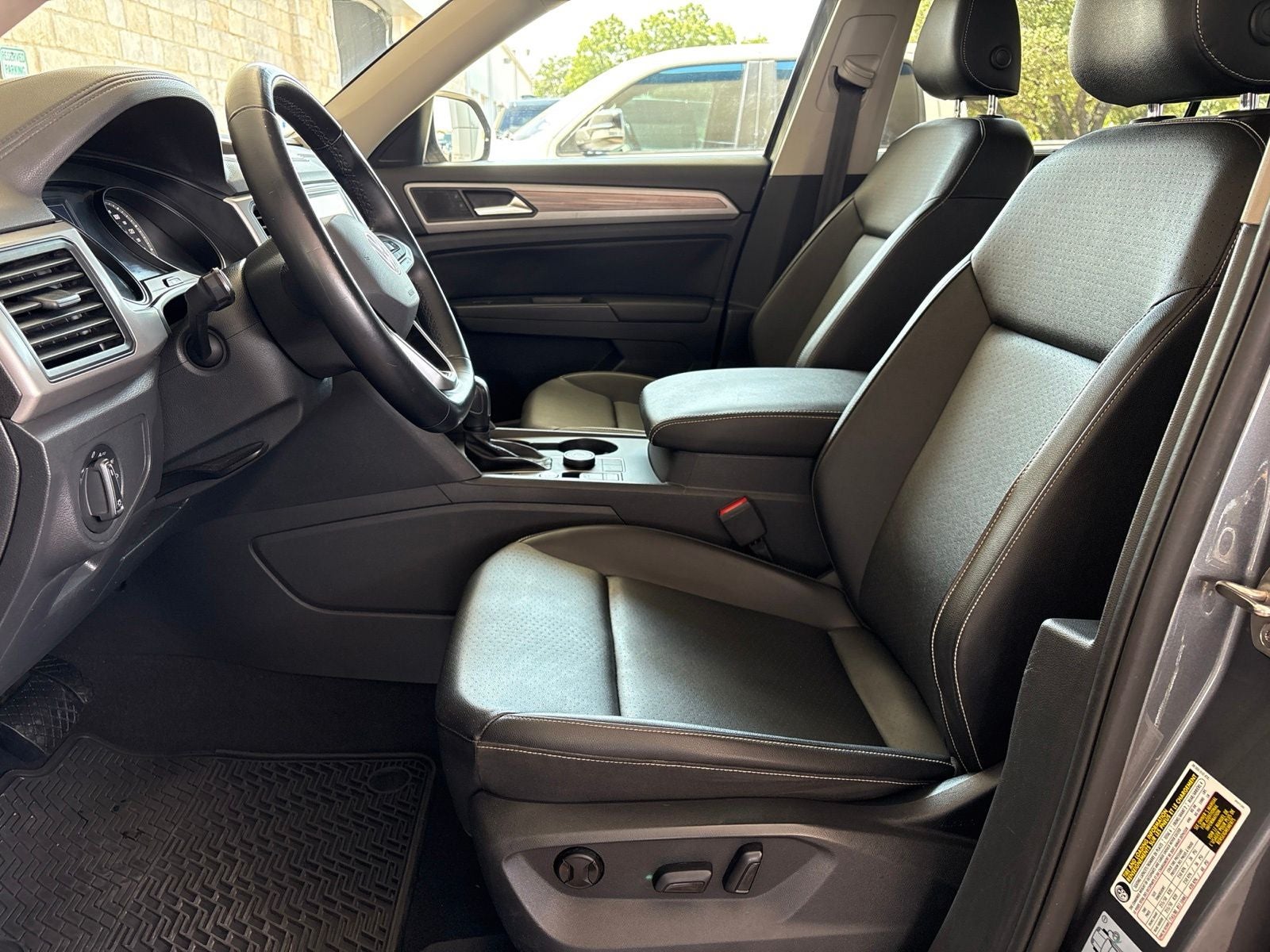 2021 Volkswagen Atlas 3.6L V6 SE w/Technology