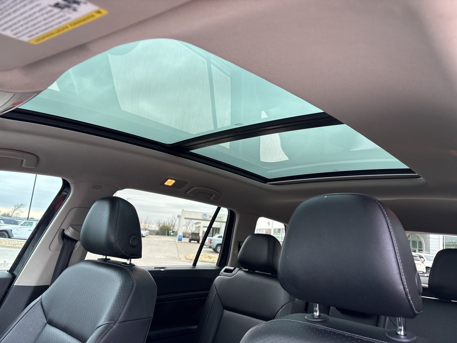 2019 Volkswagen Atlas 3.6L V6 SEL R-Line