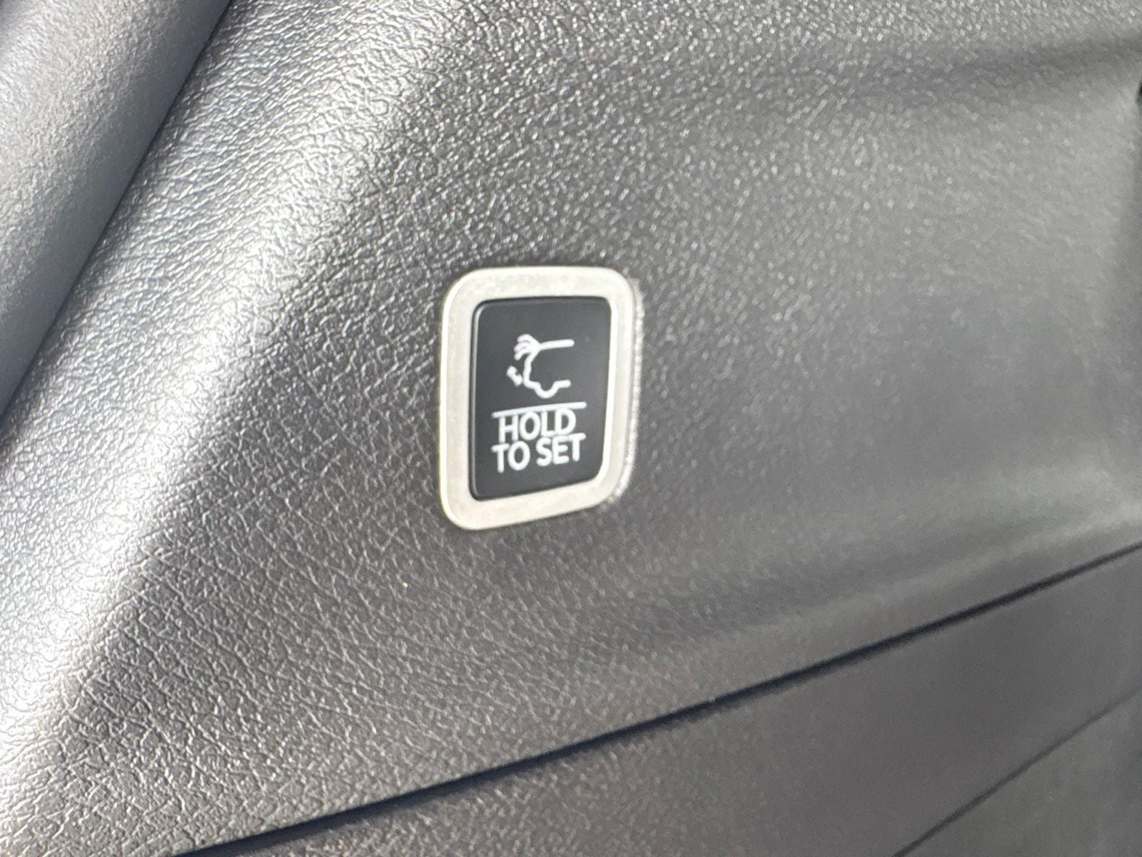 2027 Chrysler Pacifica PACIFICA LIMITED