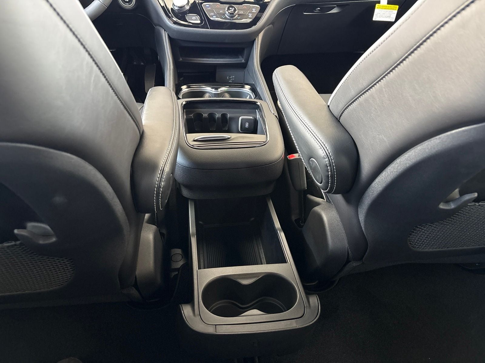 2027 Chrysler Pacifica PACIFICA LIMITED