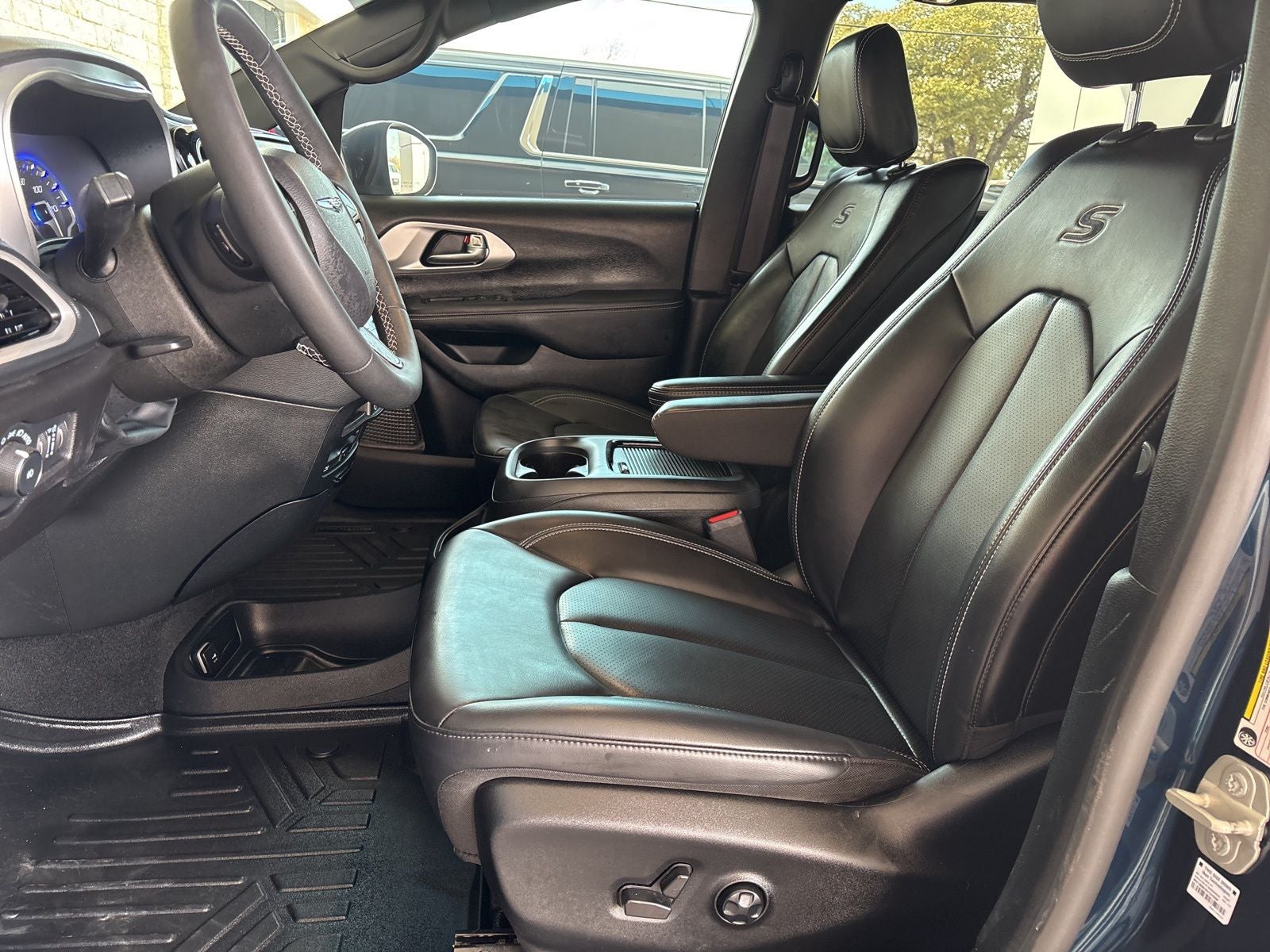 2023 Chrysler Pacifica Touring L AWD