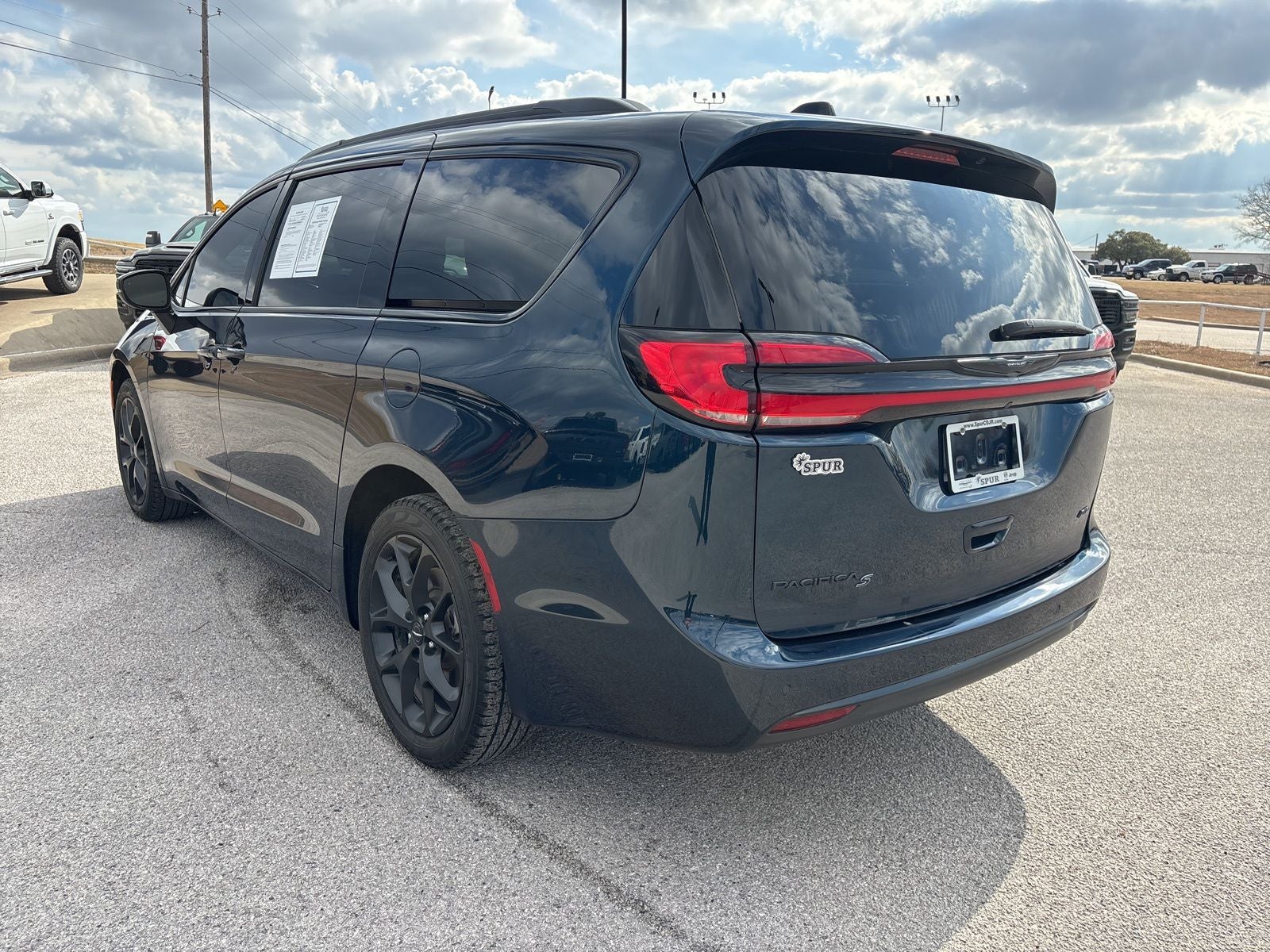 2023 Chrysler Pacifica Touring L AWD
