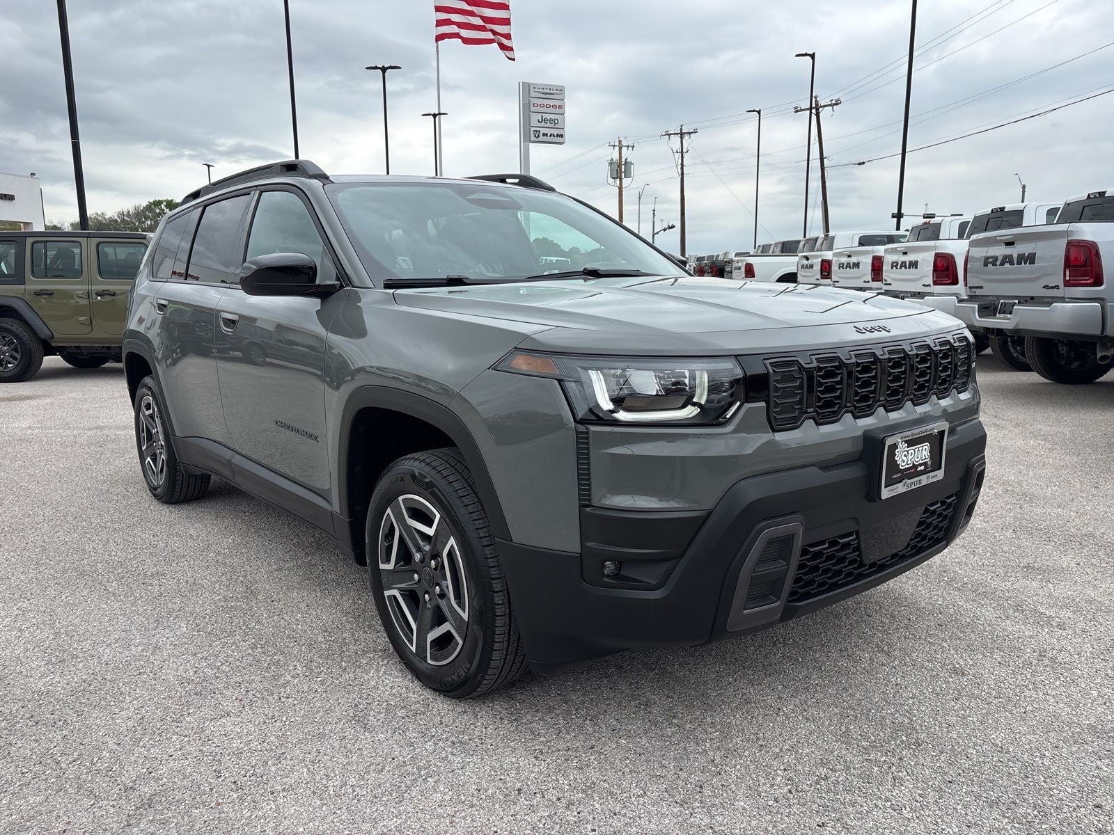 2026 Jeep Cherokee CHEROKEE LAREDO 4X4