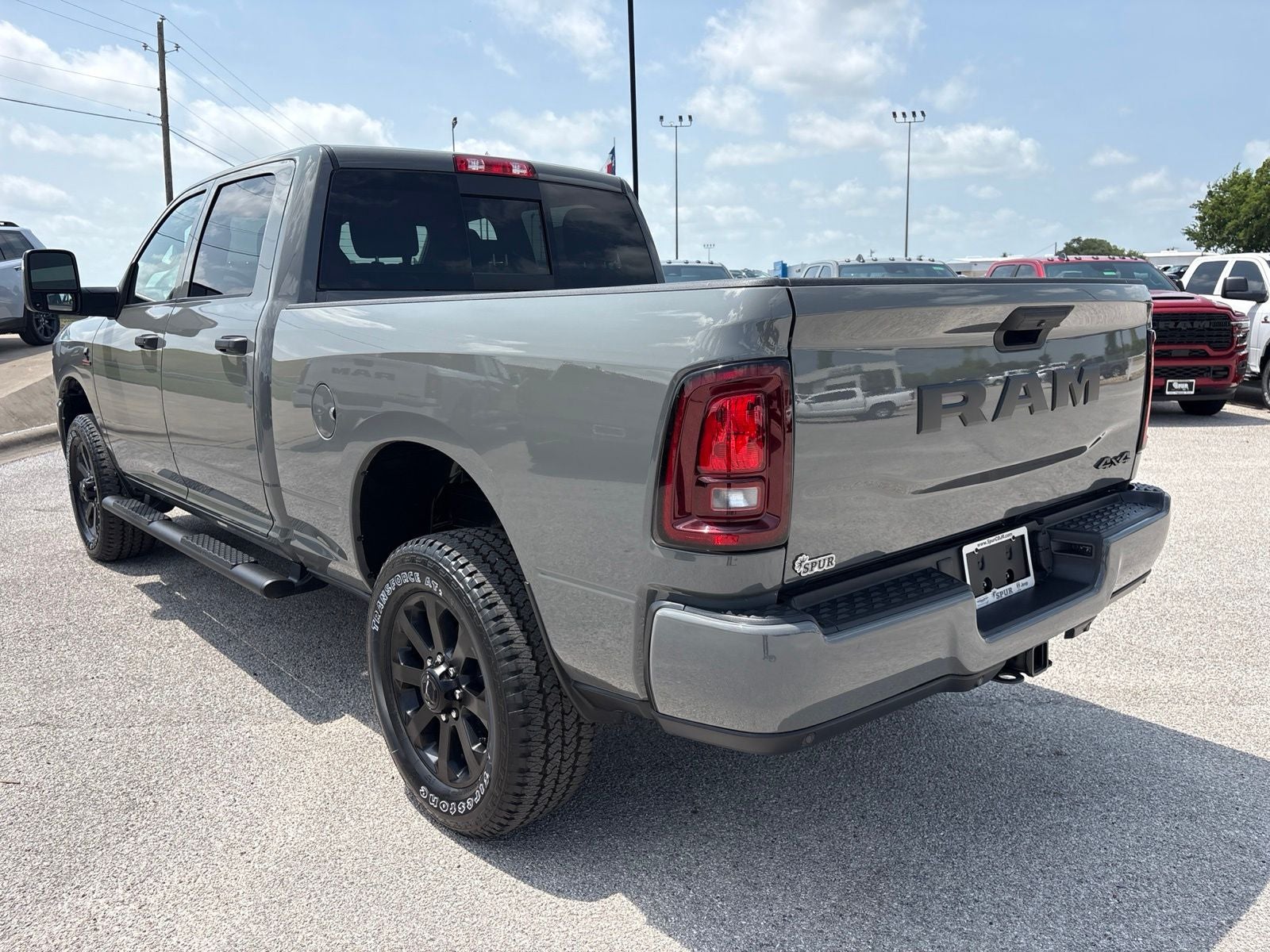 2026 RAM Ram 2500 RAM 2500 BLACK EXPRESS CREW CAB 4X4 6'4' BOX