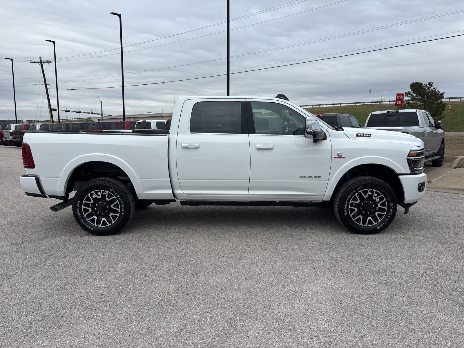 2026 RAM Ram 2500 RAM 2500 LIMITED LONGHORN CREW CAB 4X4 6'4' BOX