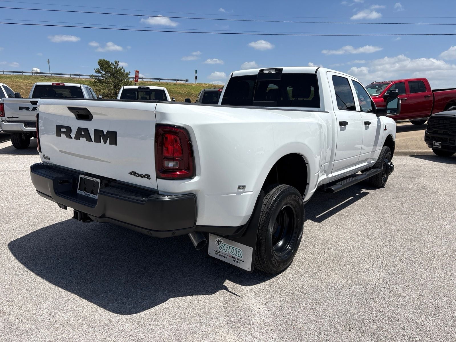 2026 RAM Ram 3500 RAM 3500 TRADESMAN CREW CAB 4X4 8' BOX
