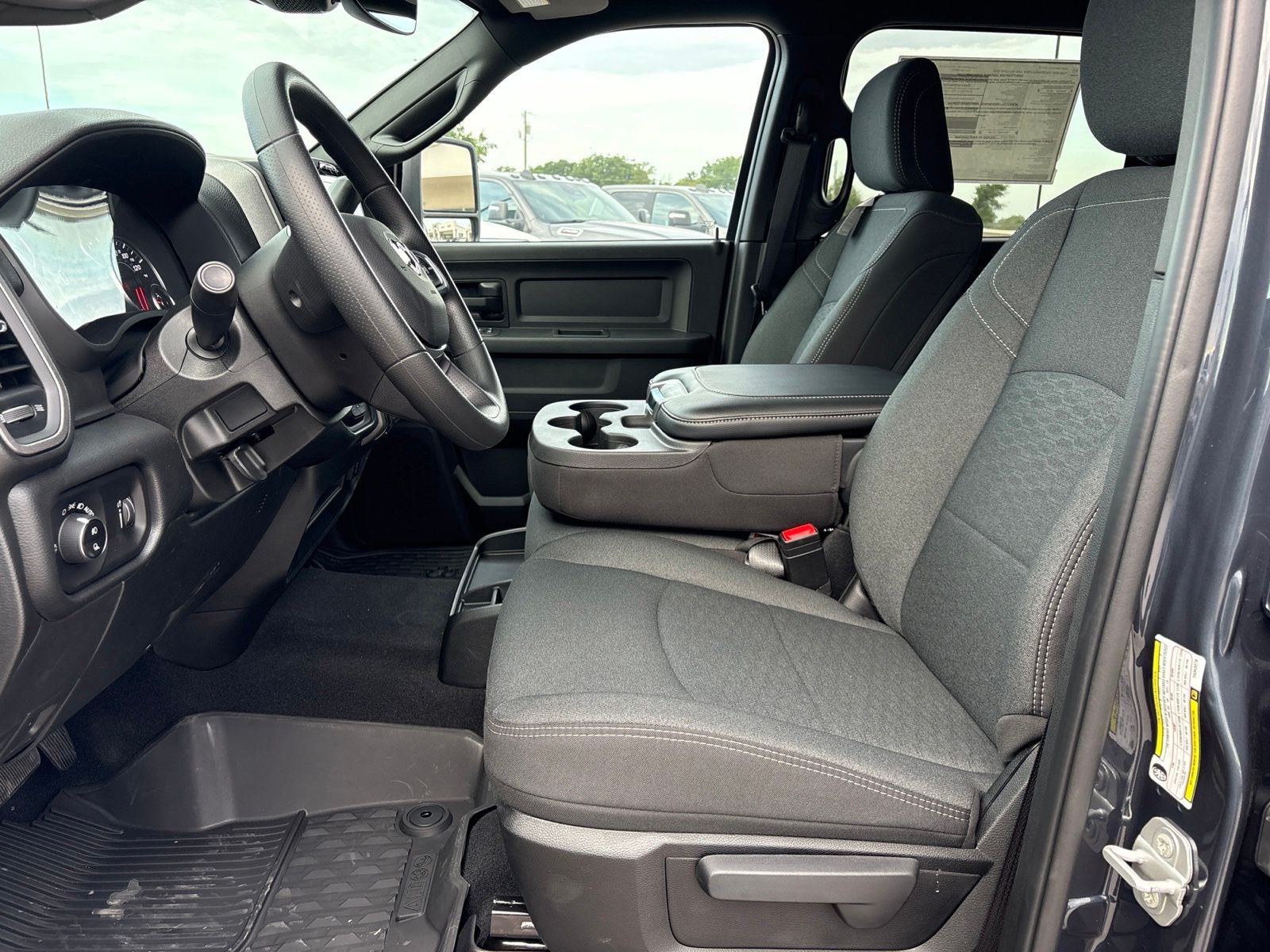 2026 RAM Ram 3500 RAM 3500 TRADESMAN CREW CAB 4X4 8' BOX