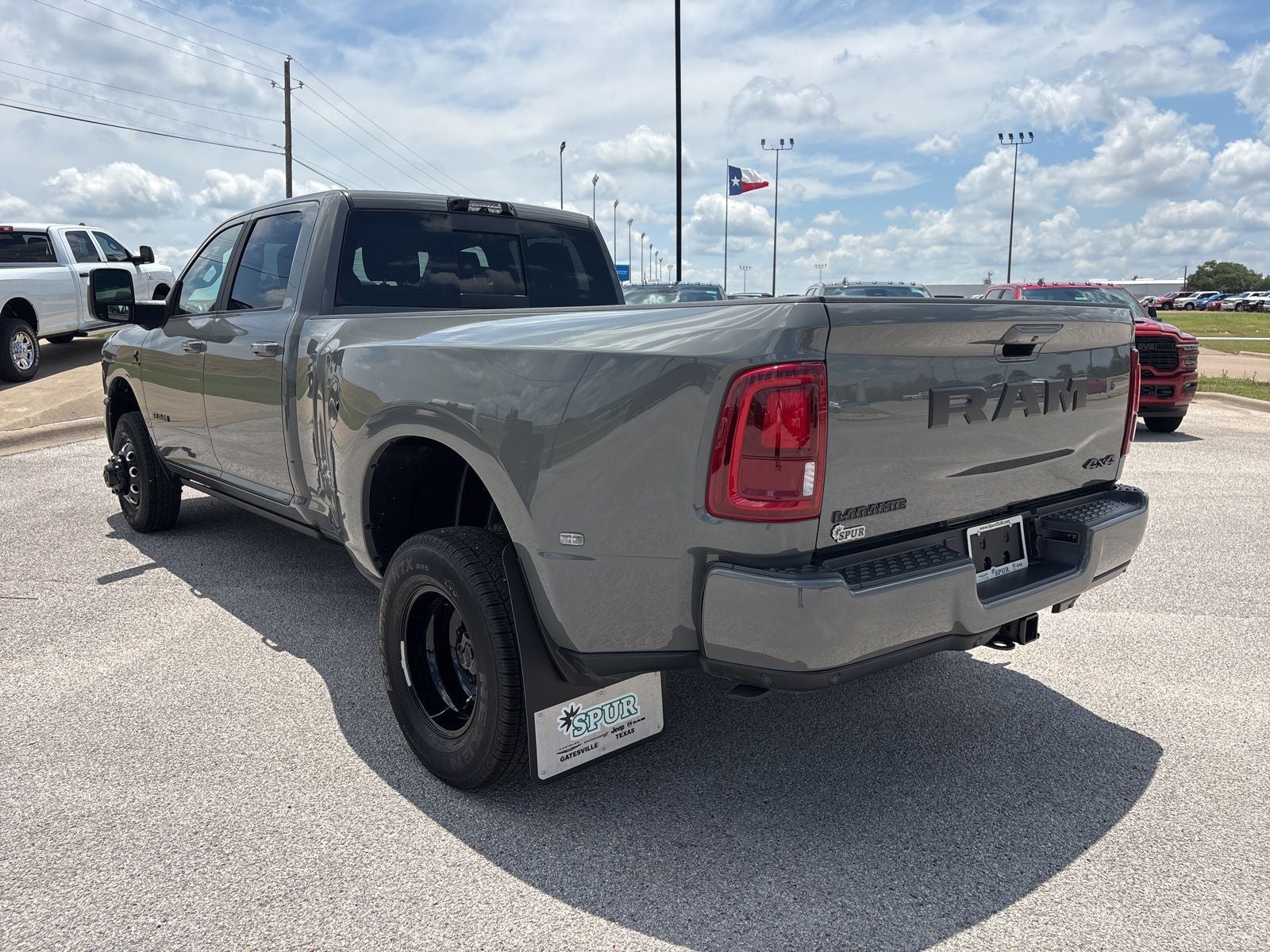 2026 RAM Ram 3500 RAM 3500 LARAMIE CREW CAB 4X4 8' BOX