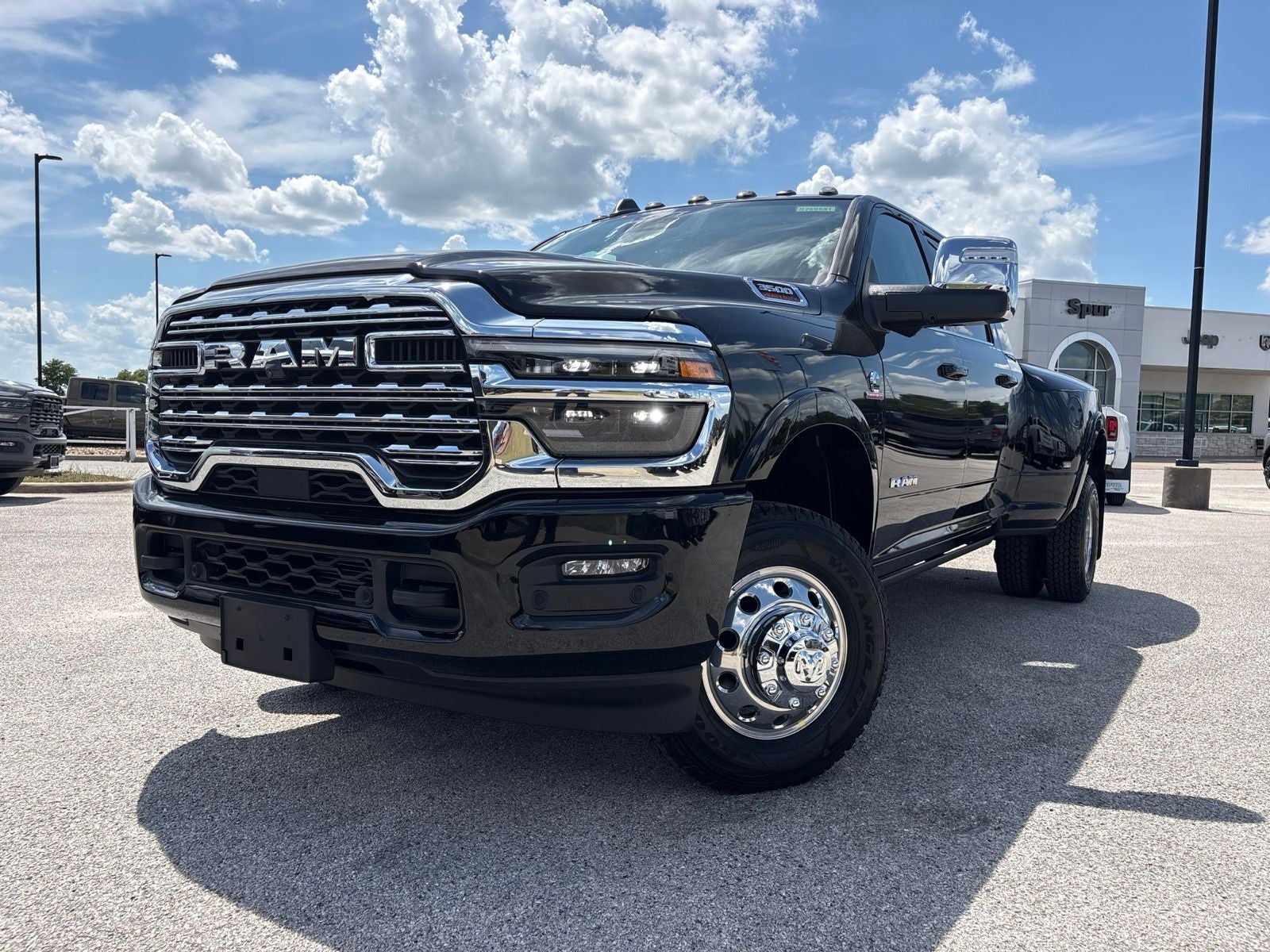 2026 RAM Ram 3500 RAM 3500 LIMITED LONGHORN MEGA CAB 4X4 6'4' BOX