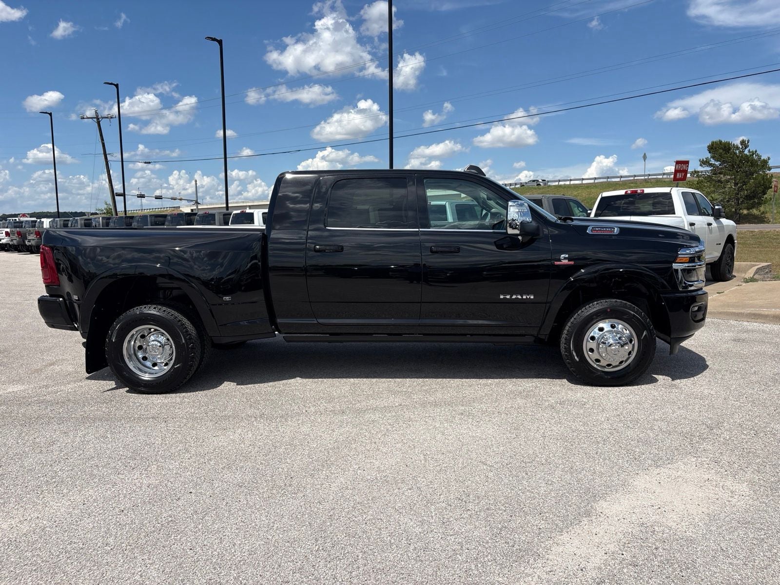 2026 RAM Ram 3500 RAM 3500 LIMITED LONGHORN MEGA CAB 4X4 6'4' BOX