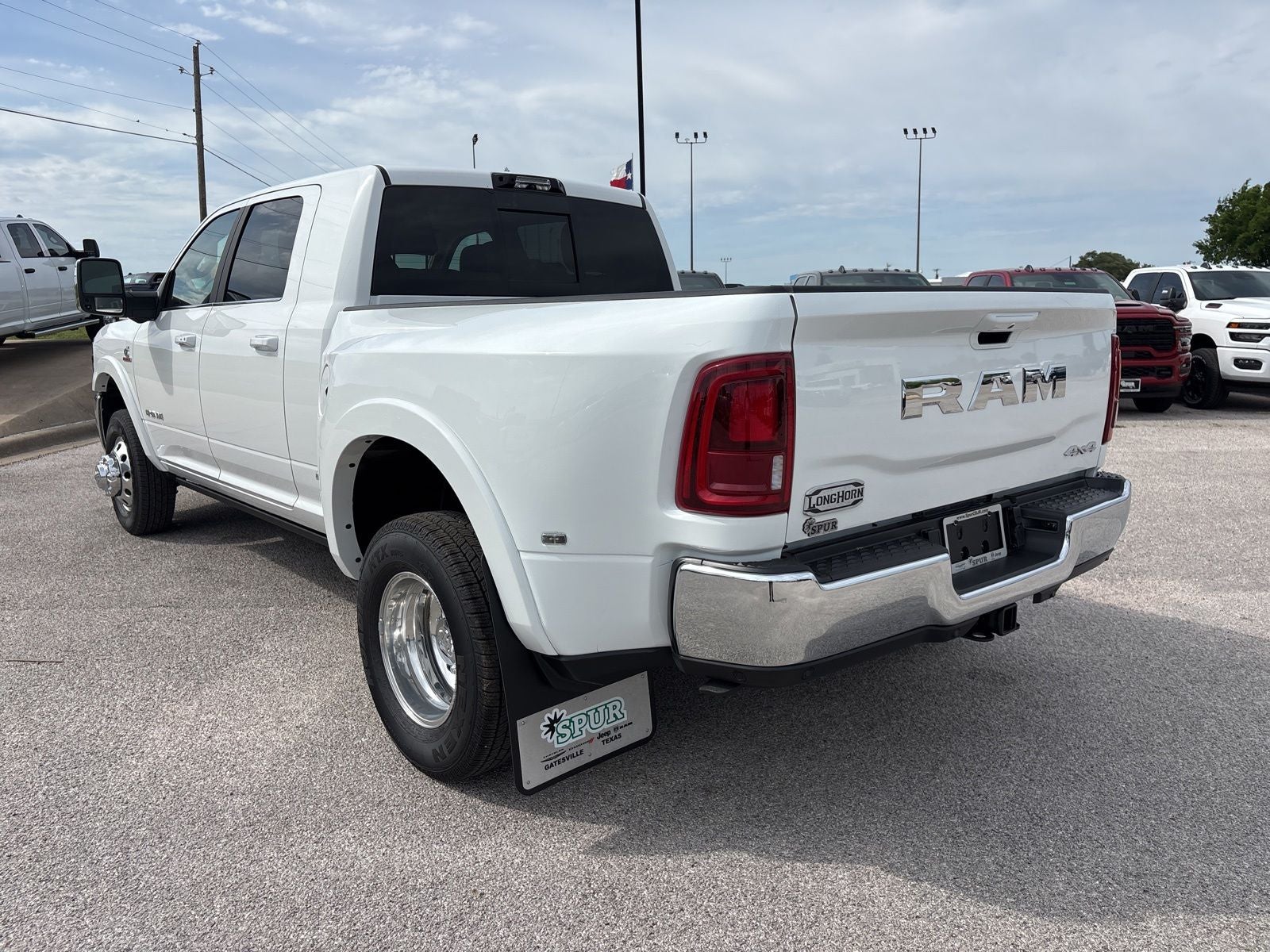 2026 RAM Ram 3500 RAM 3500 LIMITED LONGHORN MEGA CAB 4X4 6'4' BOX