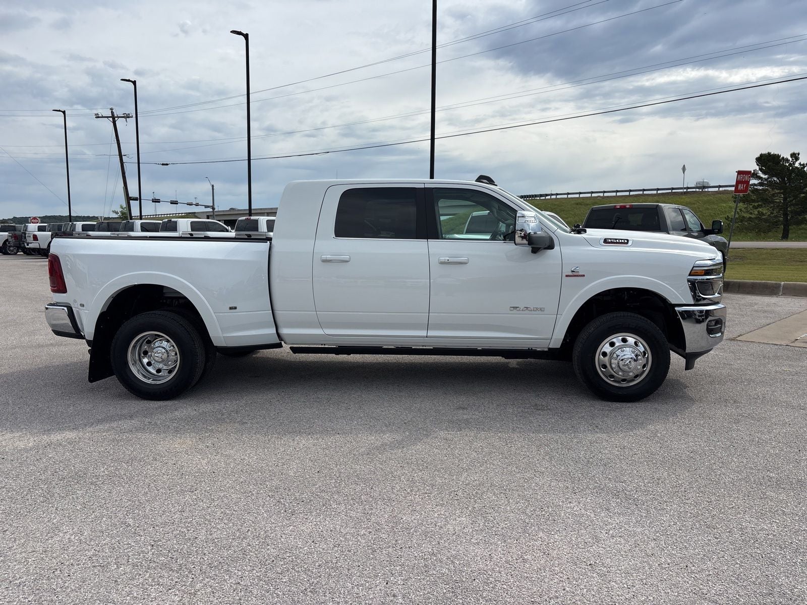 2026 RAM Ram 3500 RAM 3500 LIMITED LONGHORN MEGA CAB 4X4 6'4' BOX