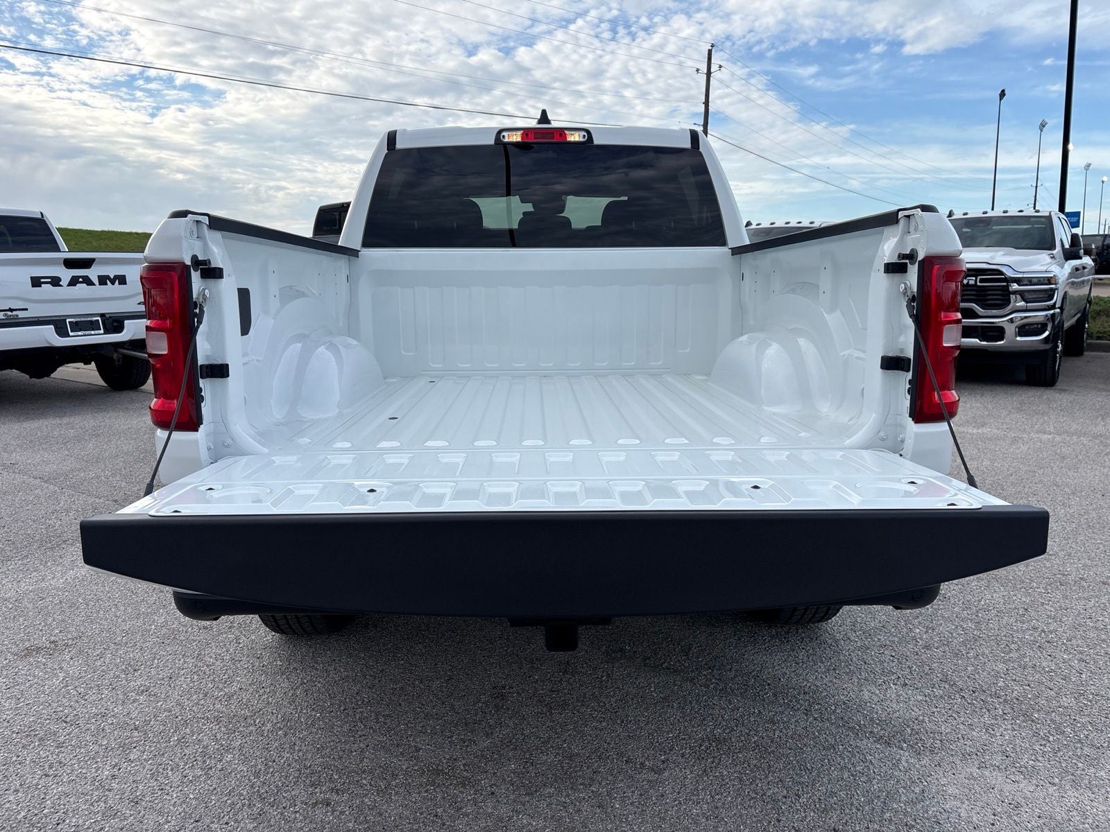 2026 RAM Ram 1500 RAM 1500 LONE STAR CREW CAB 4X2 5'7' BOX