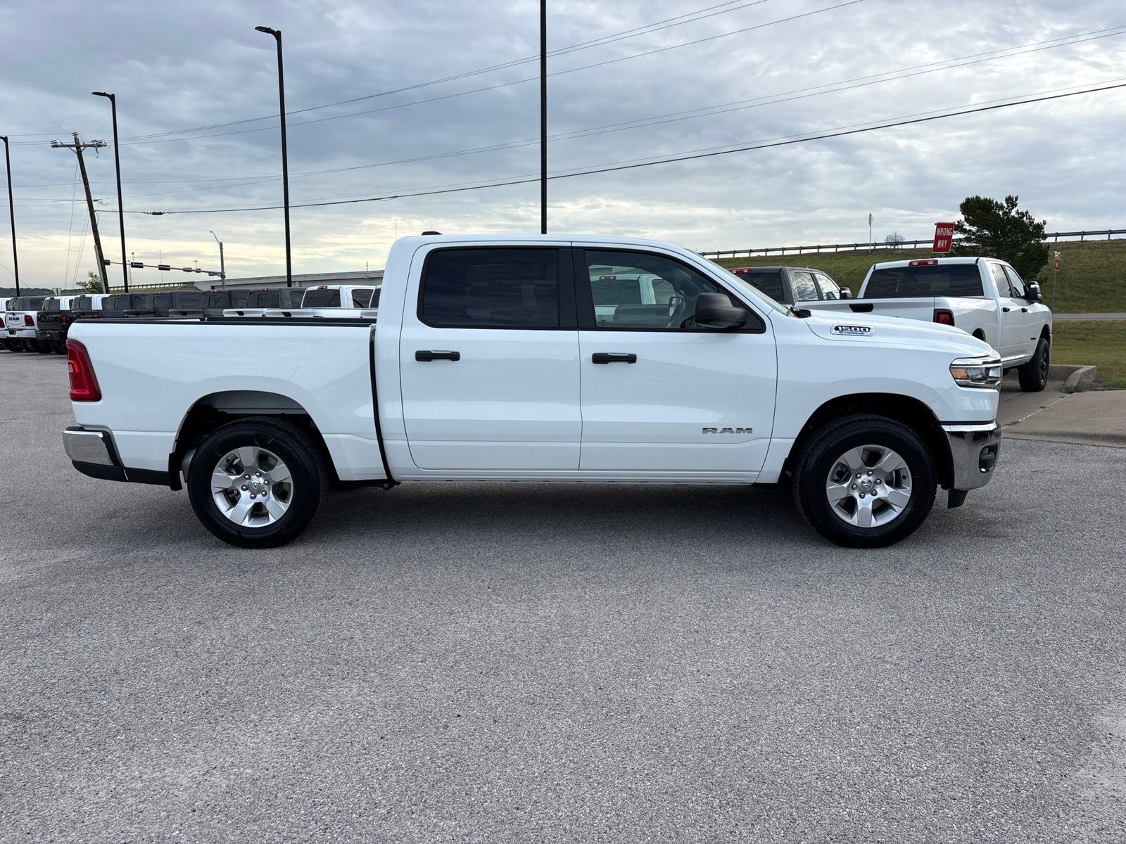 2026 RAM Ram 1500 RAM 1500 LONE STAR CREW CAB 4X2 5'7' BOX