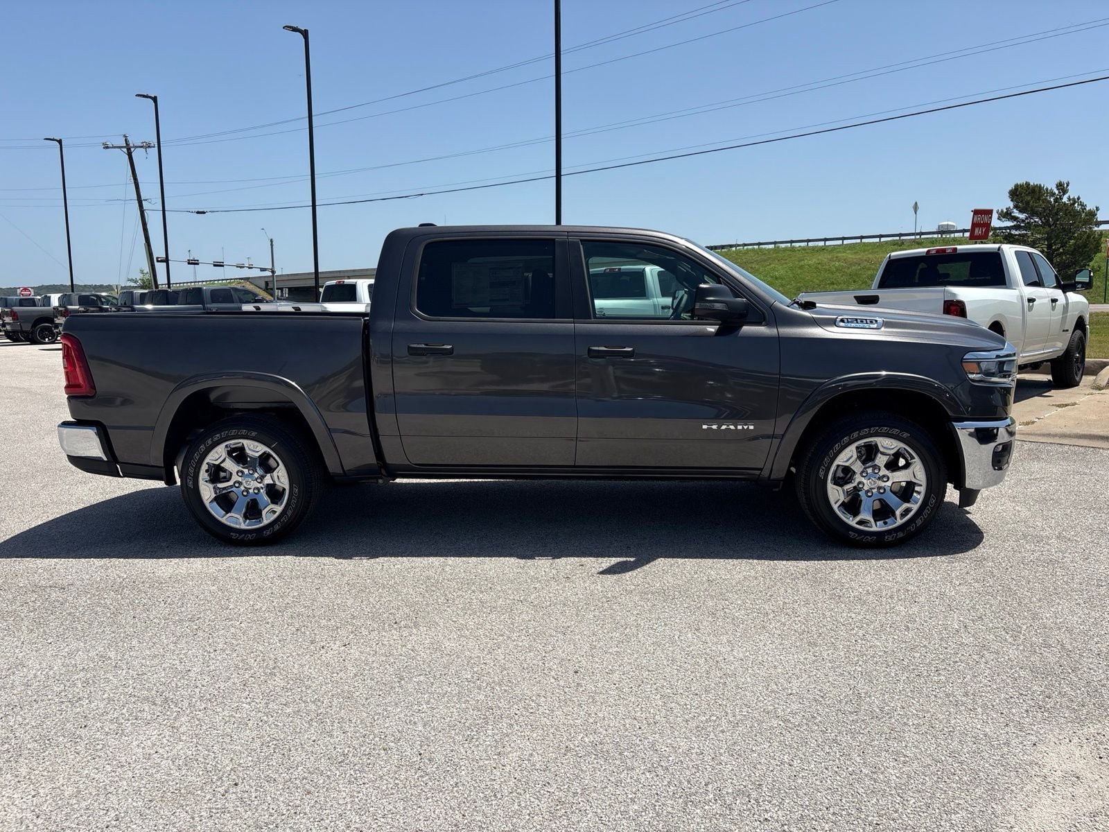 2026 RAM Ram 1500 RAM 1500 LONE STAR CREW CAB 4X2 5'7' BOX