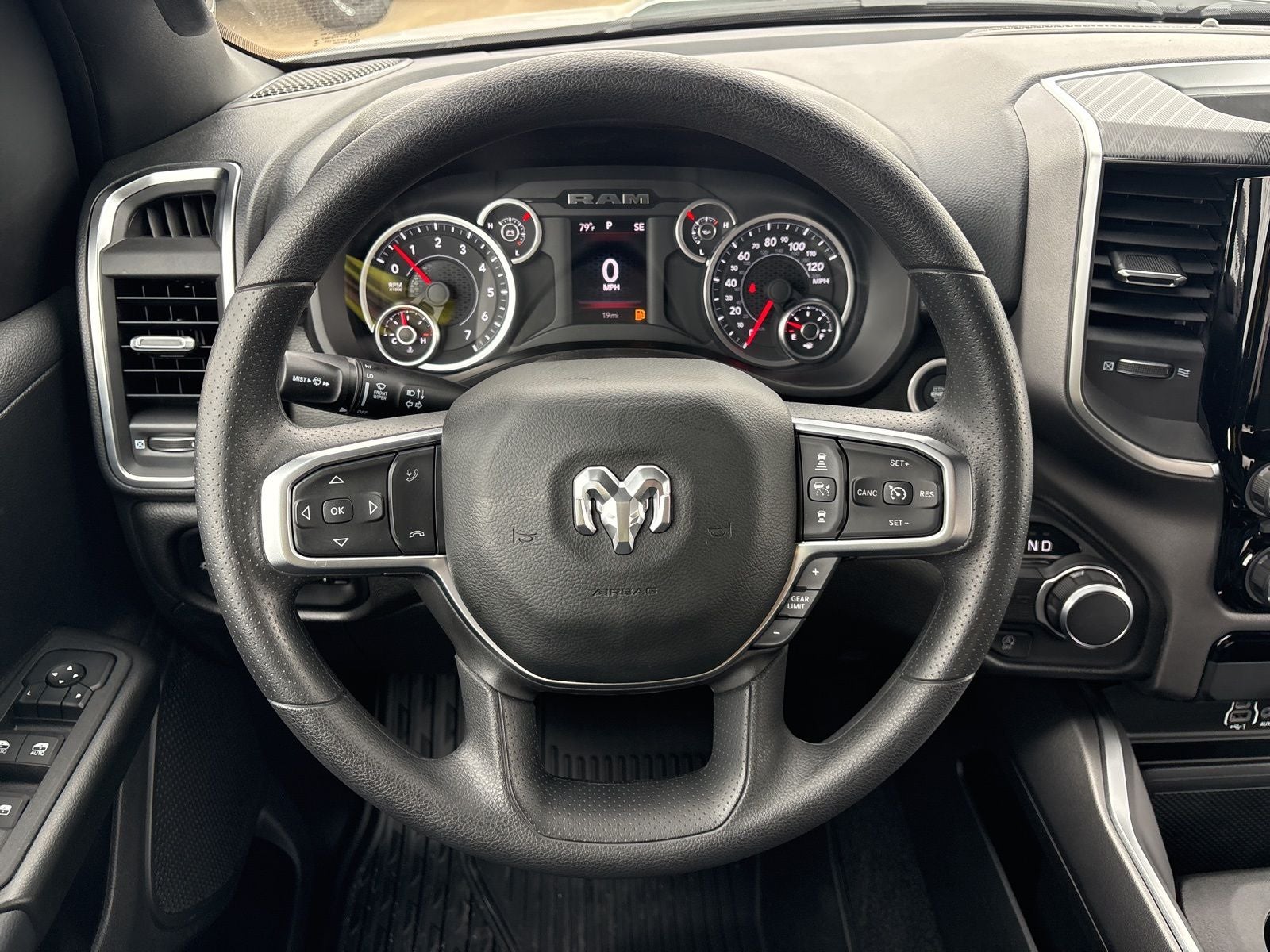 2026 RAM Ram 1500 RAM 1500 LONE STAR CREW CAB 4X2 5'7' BOX