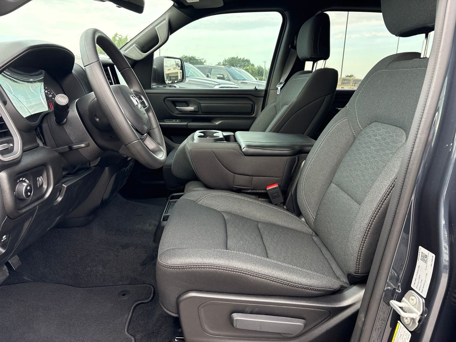 2026 RAM Ram 1500 RAM 1500 EXPRESS CREW CAB 4X2 5'7' BOX