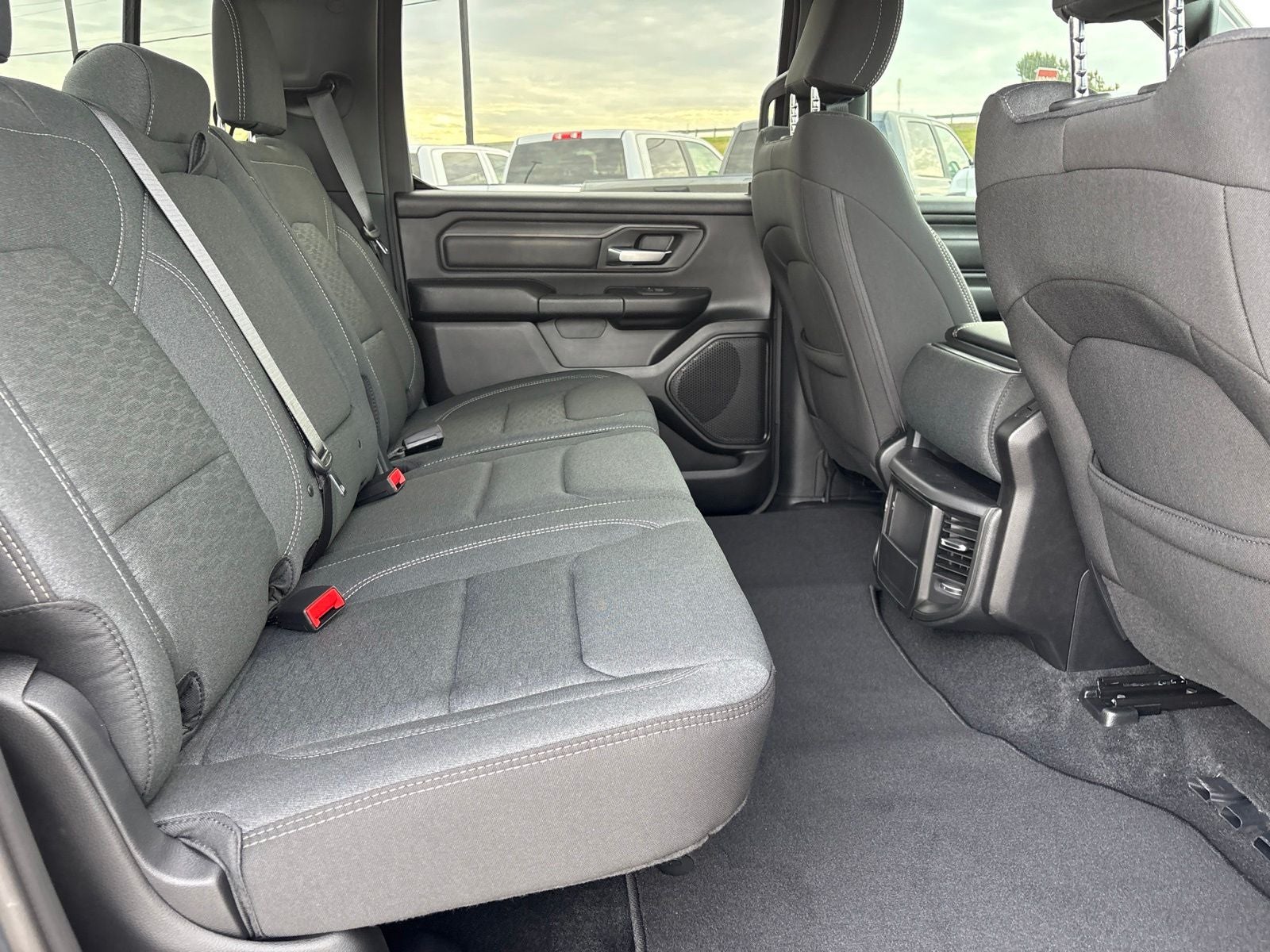 2026 RAM Ram 1500 RAM 1500 EXPRESS CREW CAB 4X2 5'7' BOX