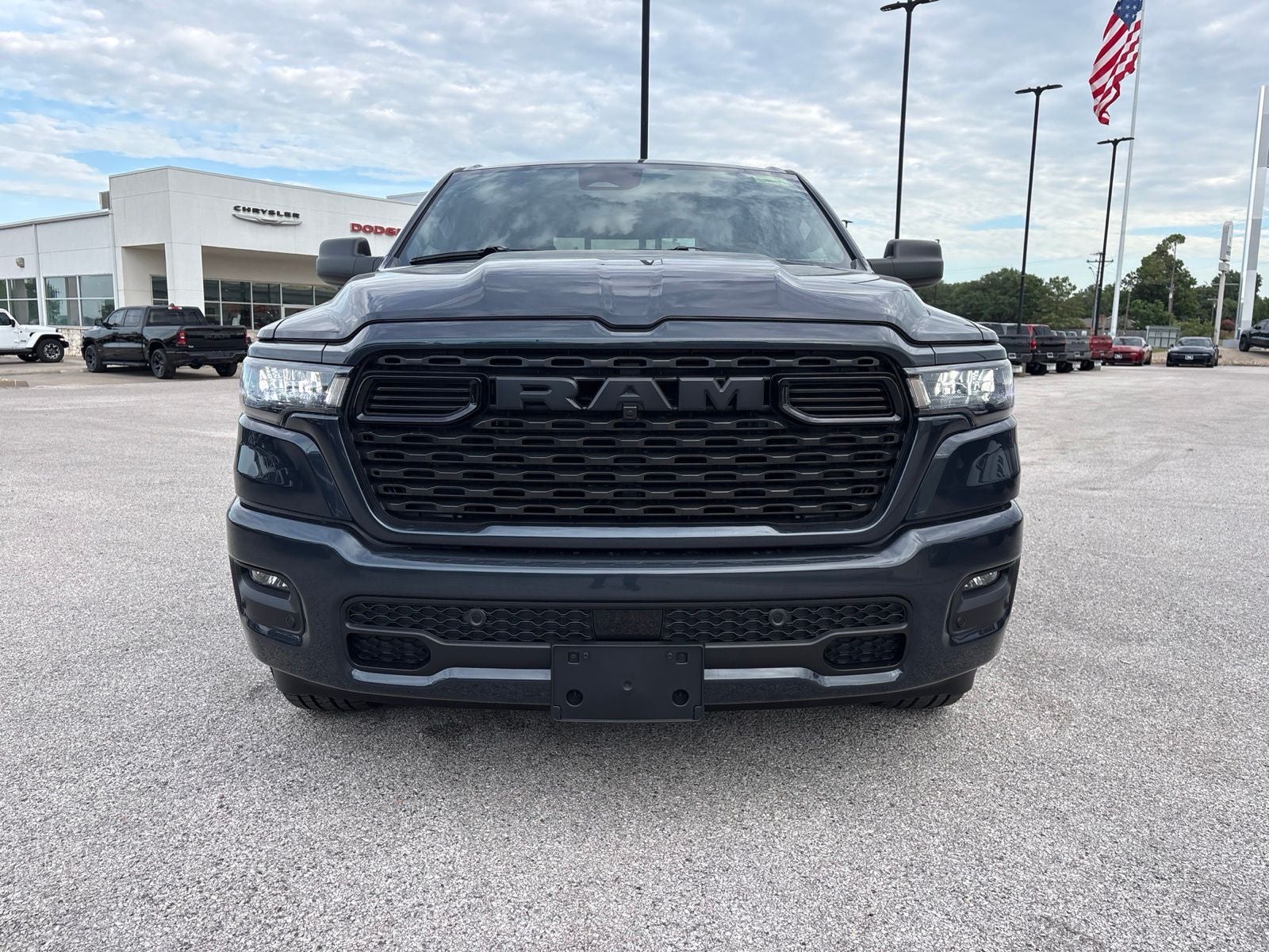 2026 RAM Ram 1500 RAM 1500 EXPRESS CREW CAB 4X2 5'7' BOX