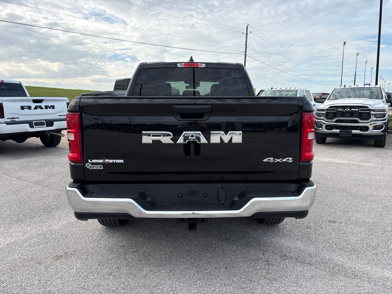 2026 RAM Ram 1500 RAM 1500 LONE STAR CREW CAB 4X4 5'7' BOX