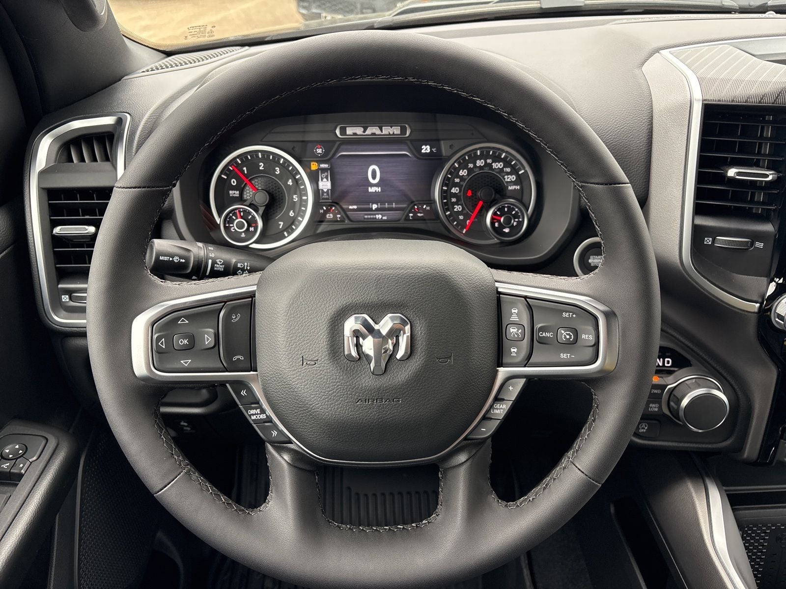 2026 RAM Ram 1500 RAM 1500 LONE STAR CREW CAB 4X4 5'7' BOX