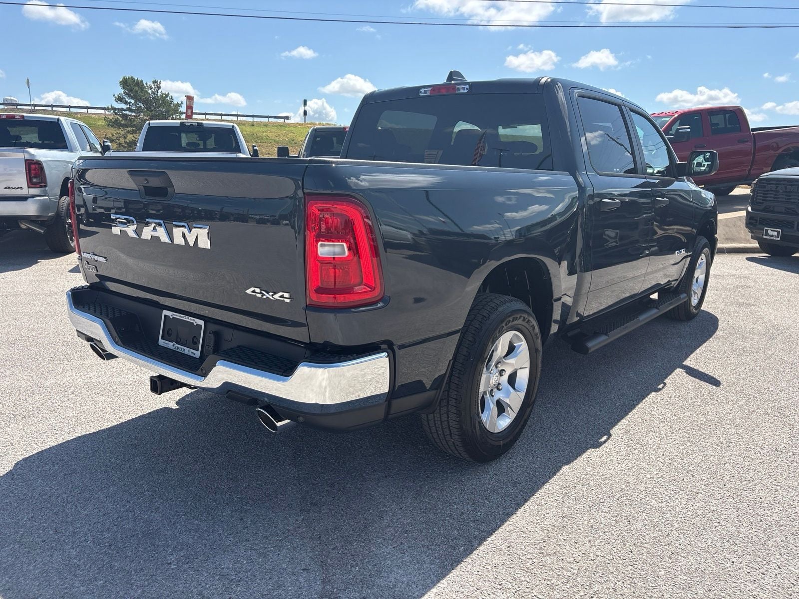 2026 RAM Ram 1500 RAM 1500 LONE STAR CREW CAB 4X4 5'7' BOX