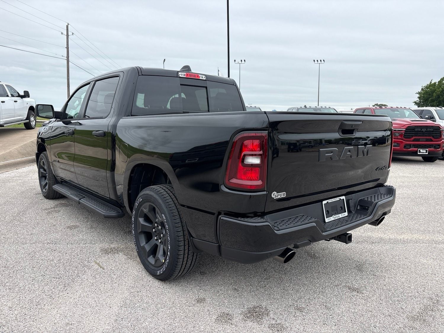 2026 RAM Ram 1500 RAM 1500 EXPRESS CREW CAB 4X4 5'7' BOX