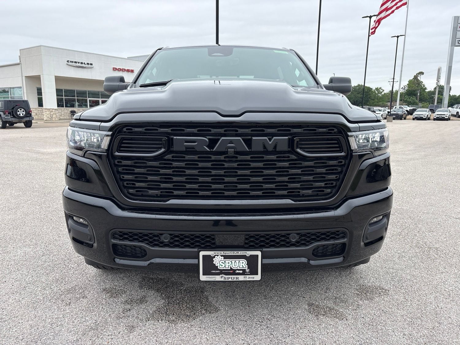 2026 RAM Ram 1500 RAM 1500 EXPRESS CREW CAB 4X4 5'7' BOX