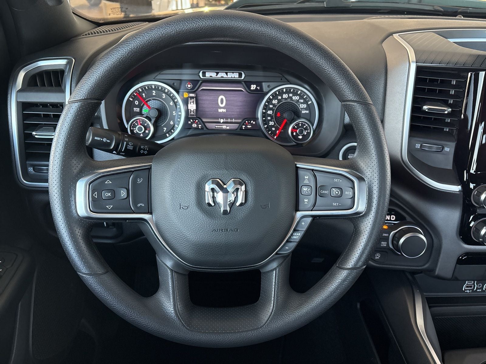 2026 RAM Ram 1500 RAM 1500 EXPRESS CREW CAB 4X4 5'7' BOX