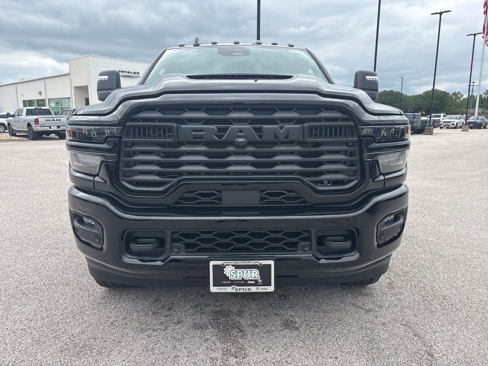 2026 RAM Ram 2500 RAM 2500 BLACK EXPRESS CREW CAB 4X4 6'4' BOX