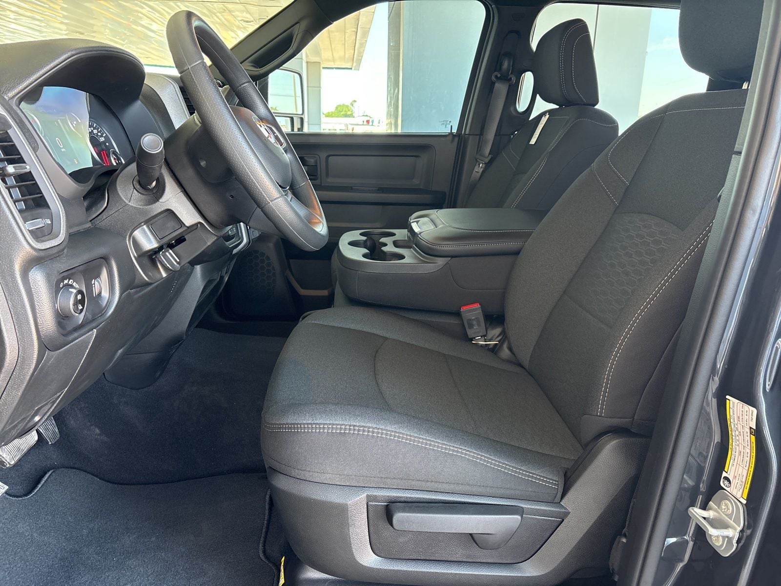 2026 RAM Ram 2500 RAM 2500 BLACK EXPRESS CREW CAB 4X4 6'4' BOX