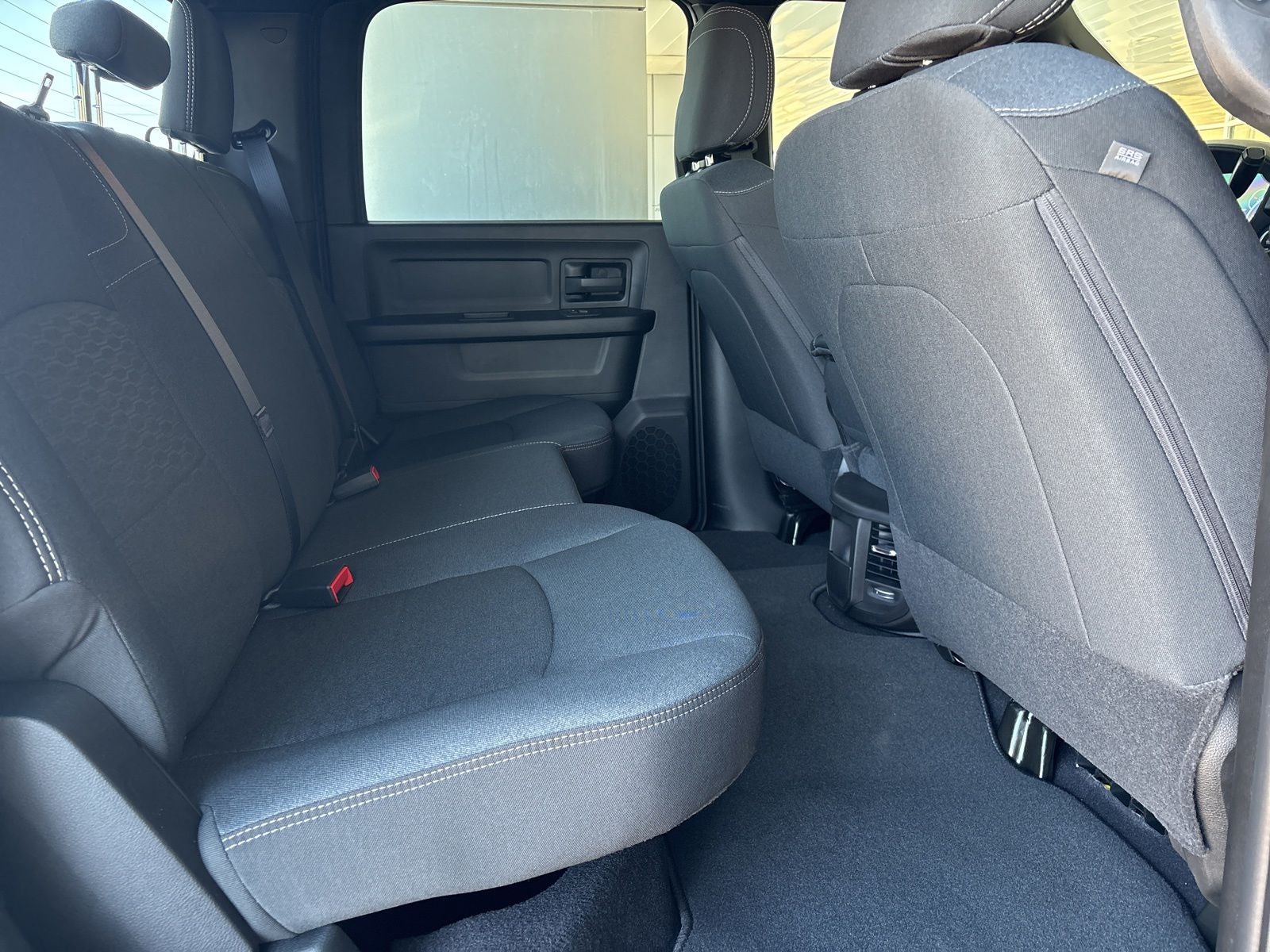 2026 RAM Ram 2500 RAM 2500 BLACK EXPRESS CREW CAB 4X4 6'4' BOX