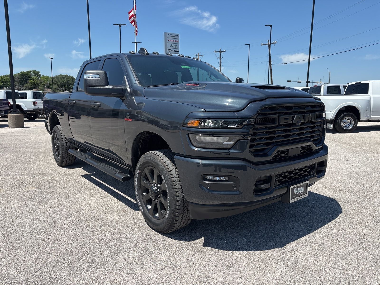 2026 RAM Ram 2500 RAM 2500 BLACK EXPRESS CREW CAB 4X4 6'4' BOX